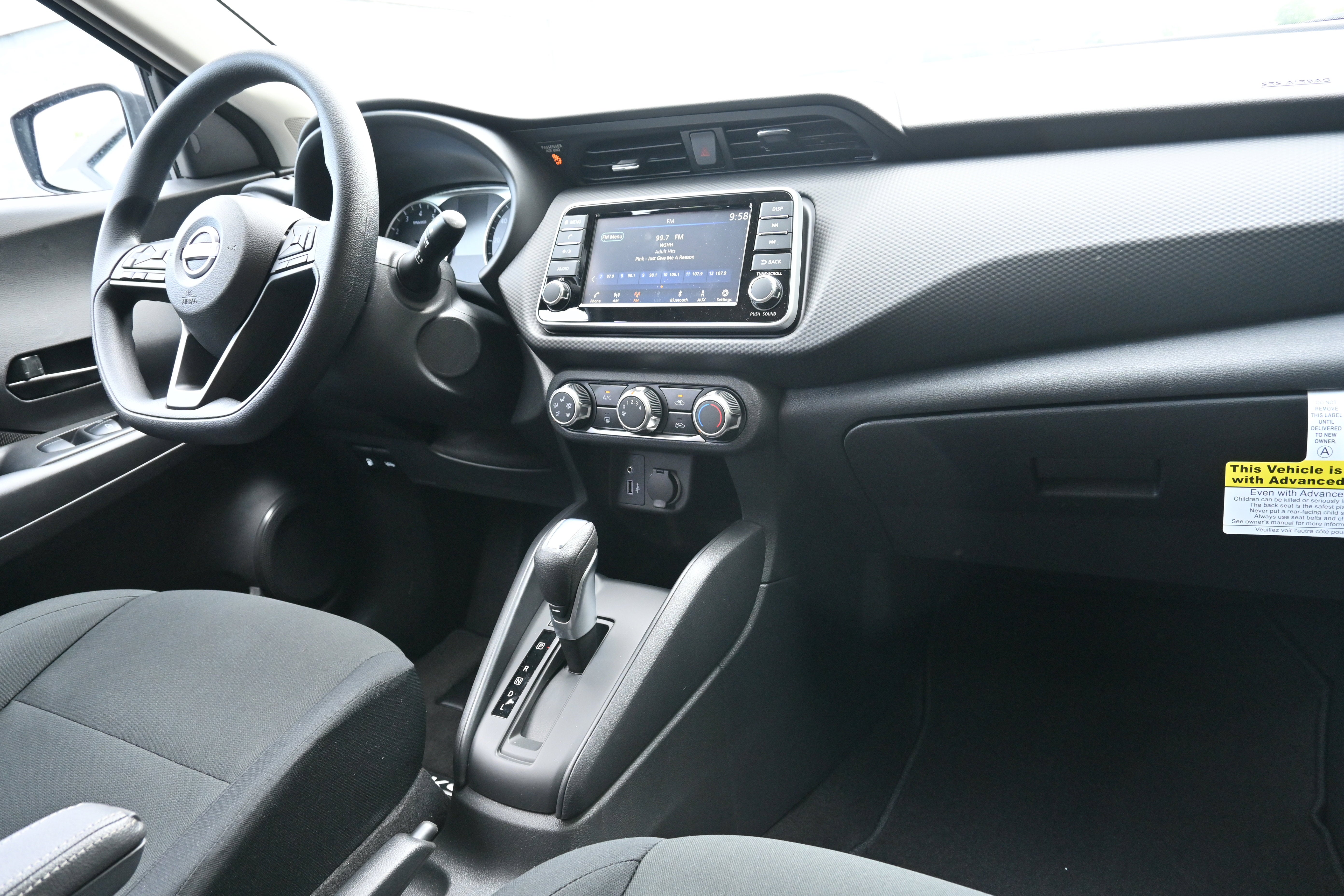 2025 Nissan Kicks Play S