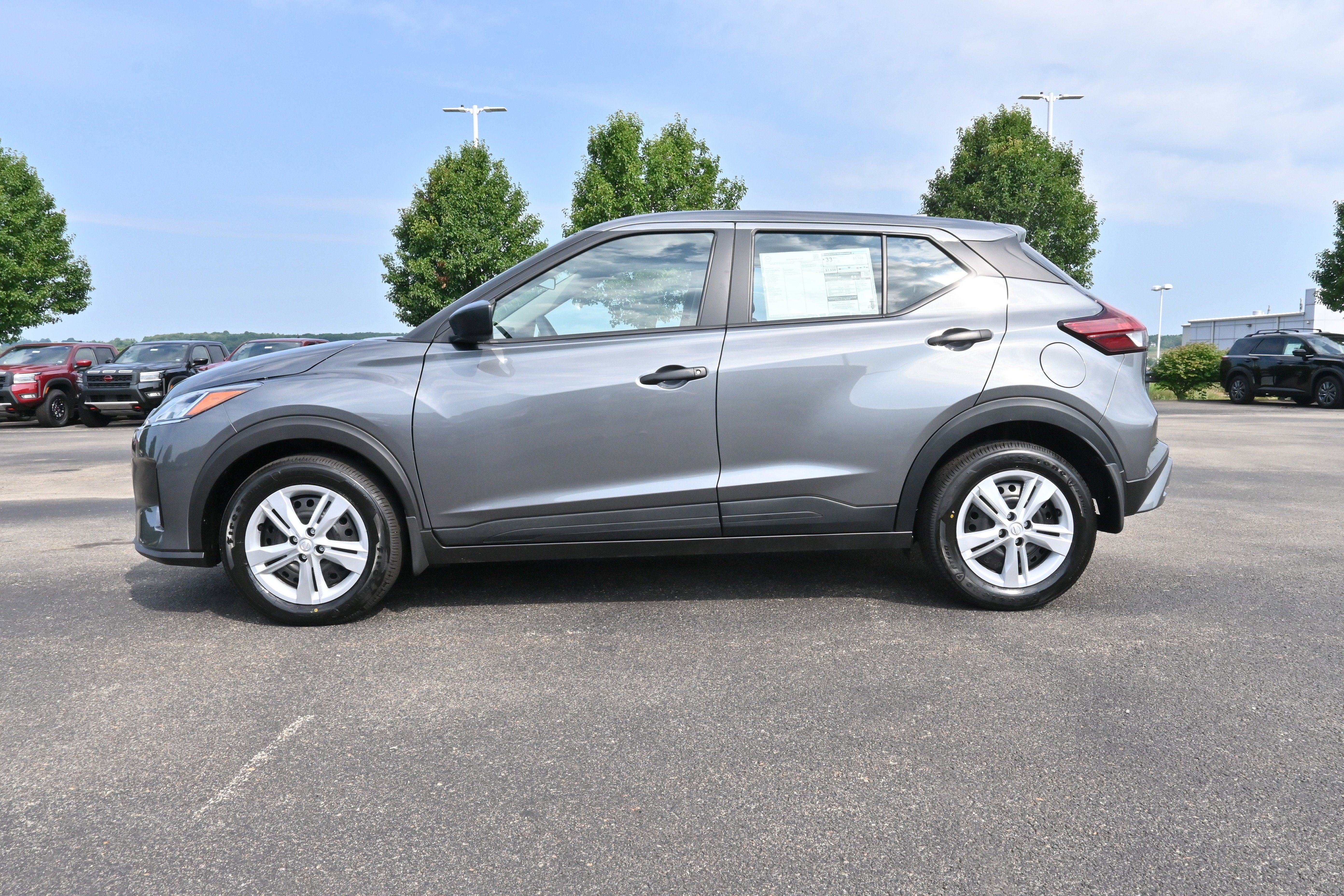 2025 Nissan Kicks Play S