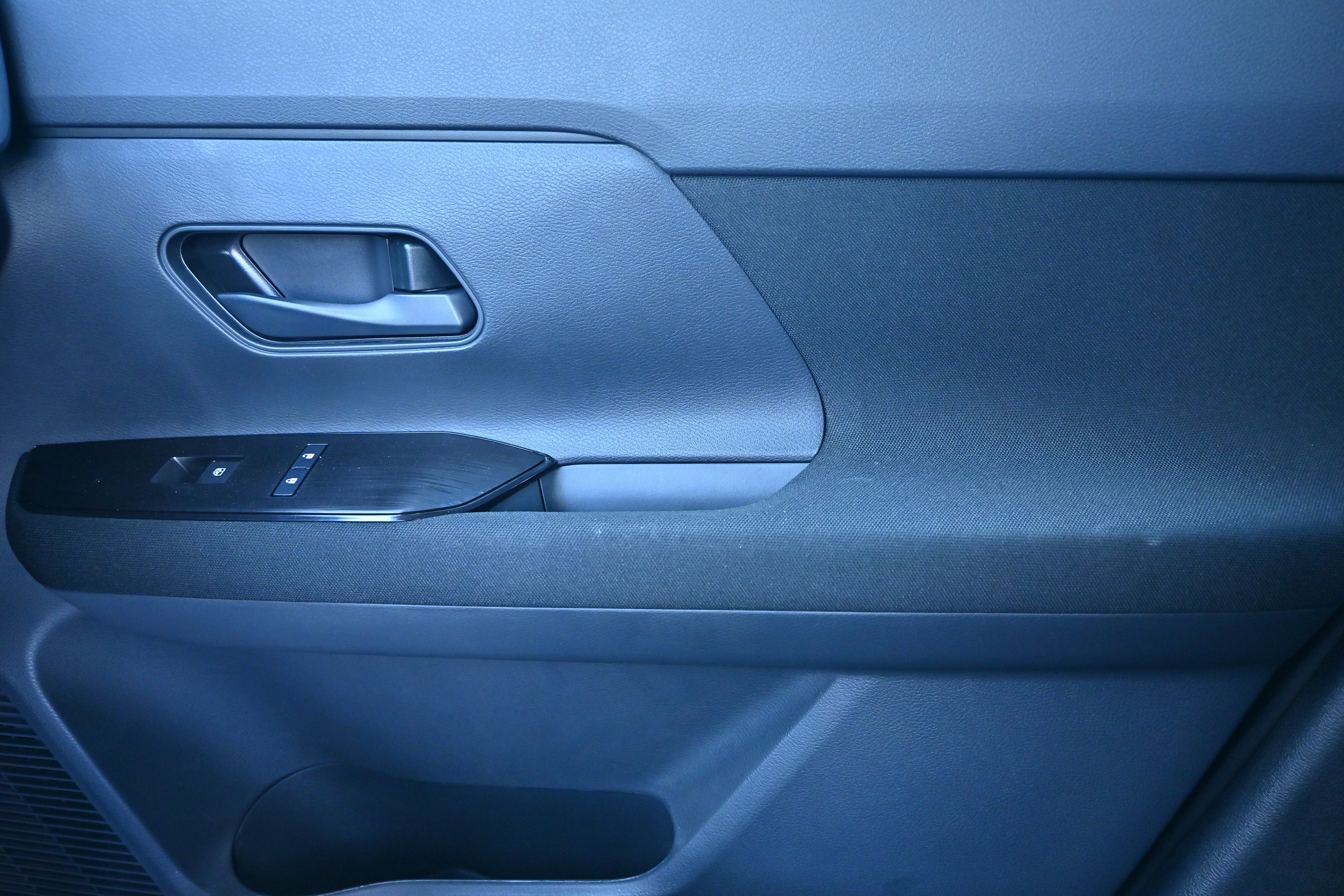 2027 Nissan Kicks S