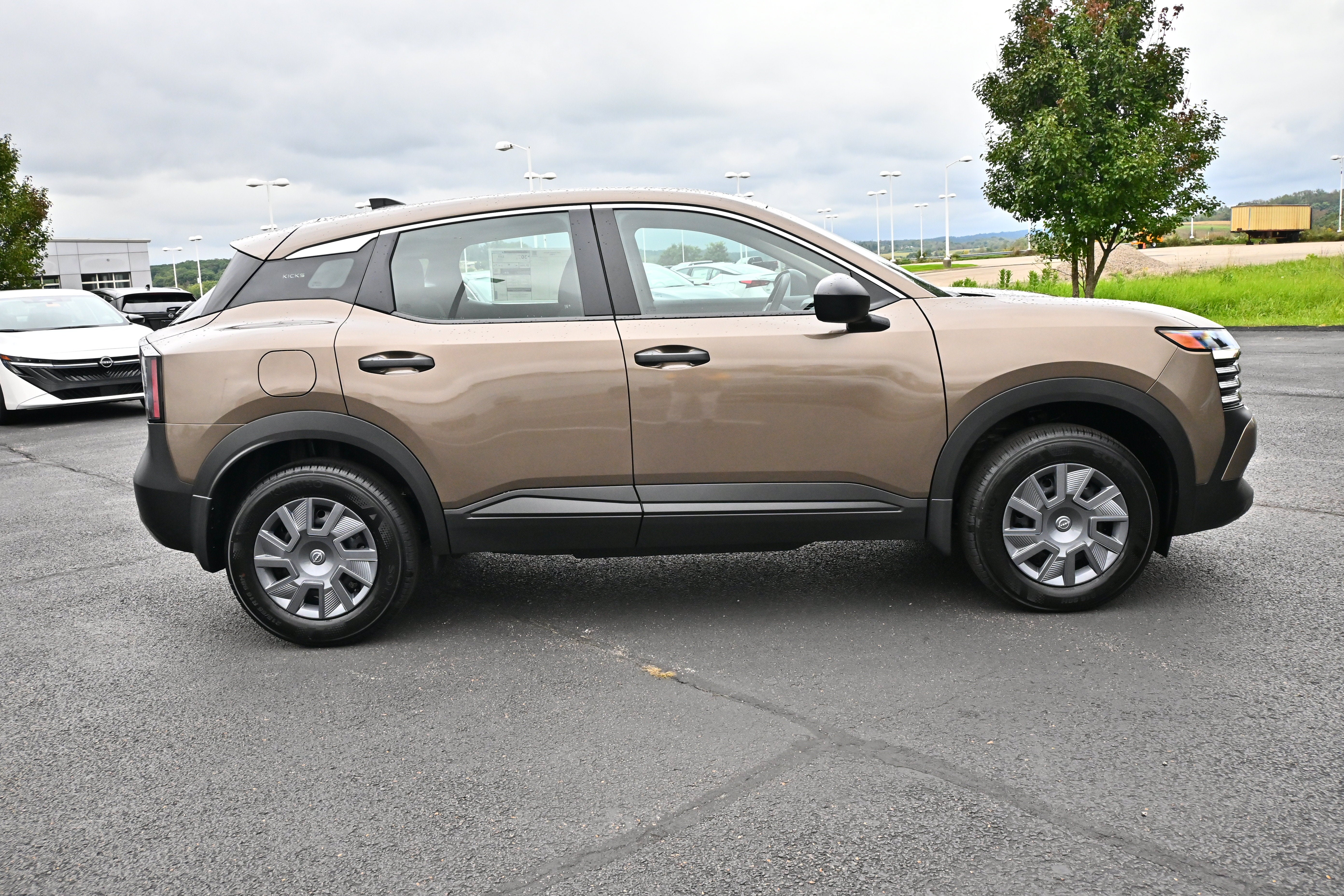 2027 Nissan Kicks S