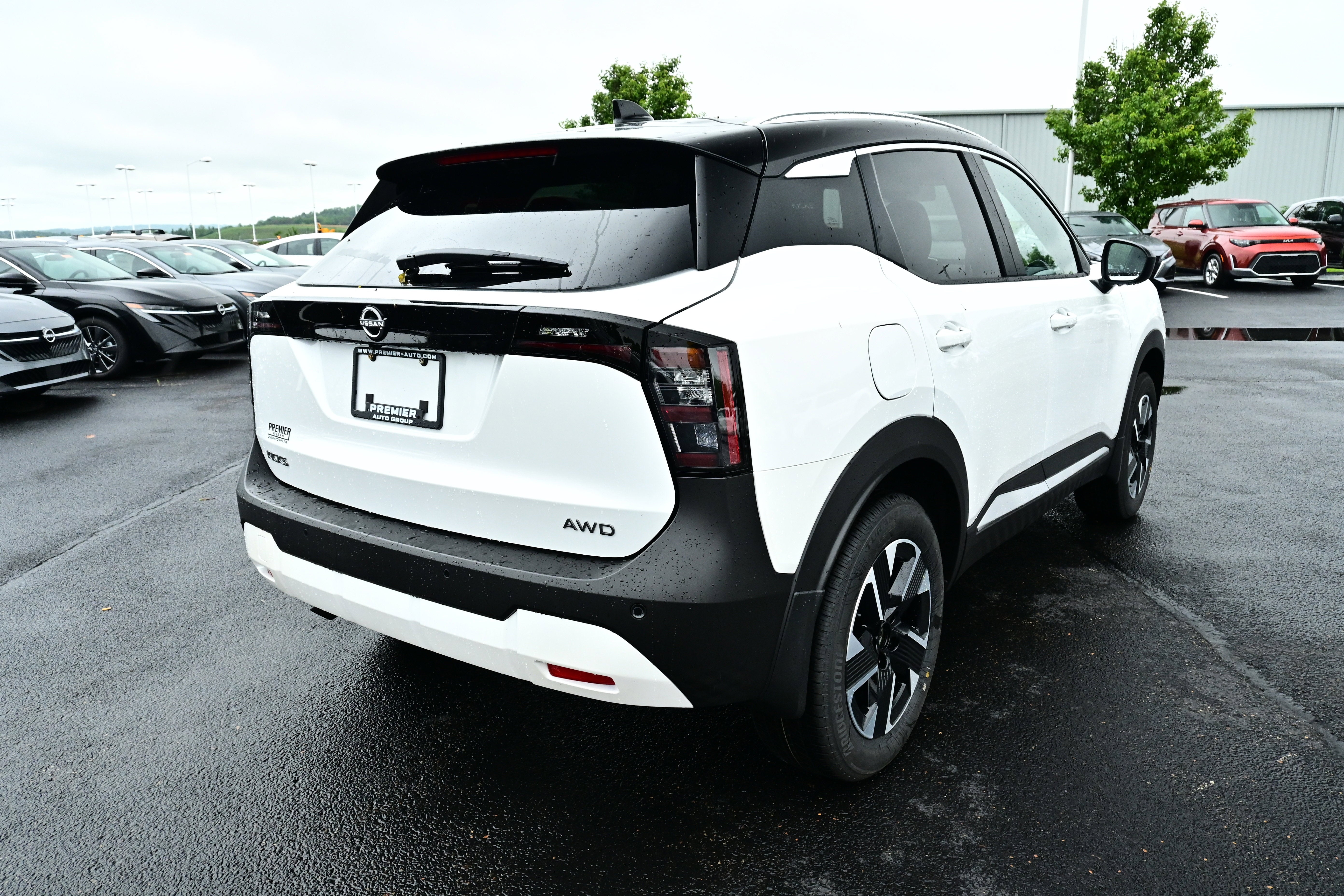 2026 Nissan Kicks SV