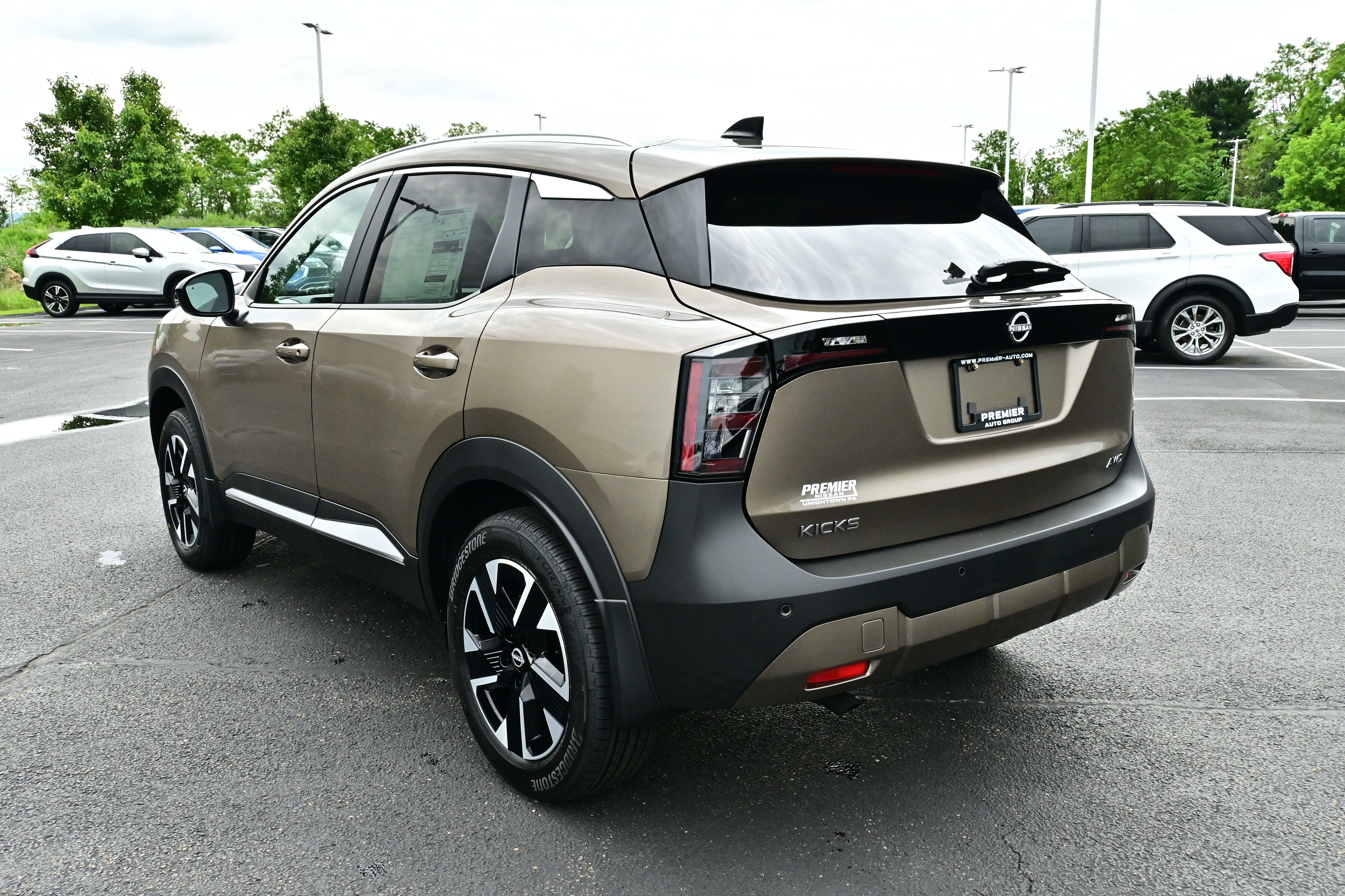 2026 Nissan Kicks SV