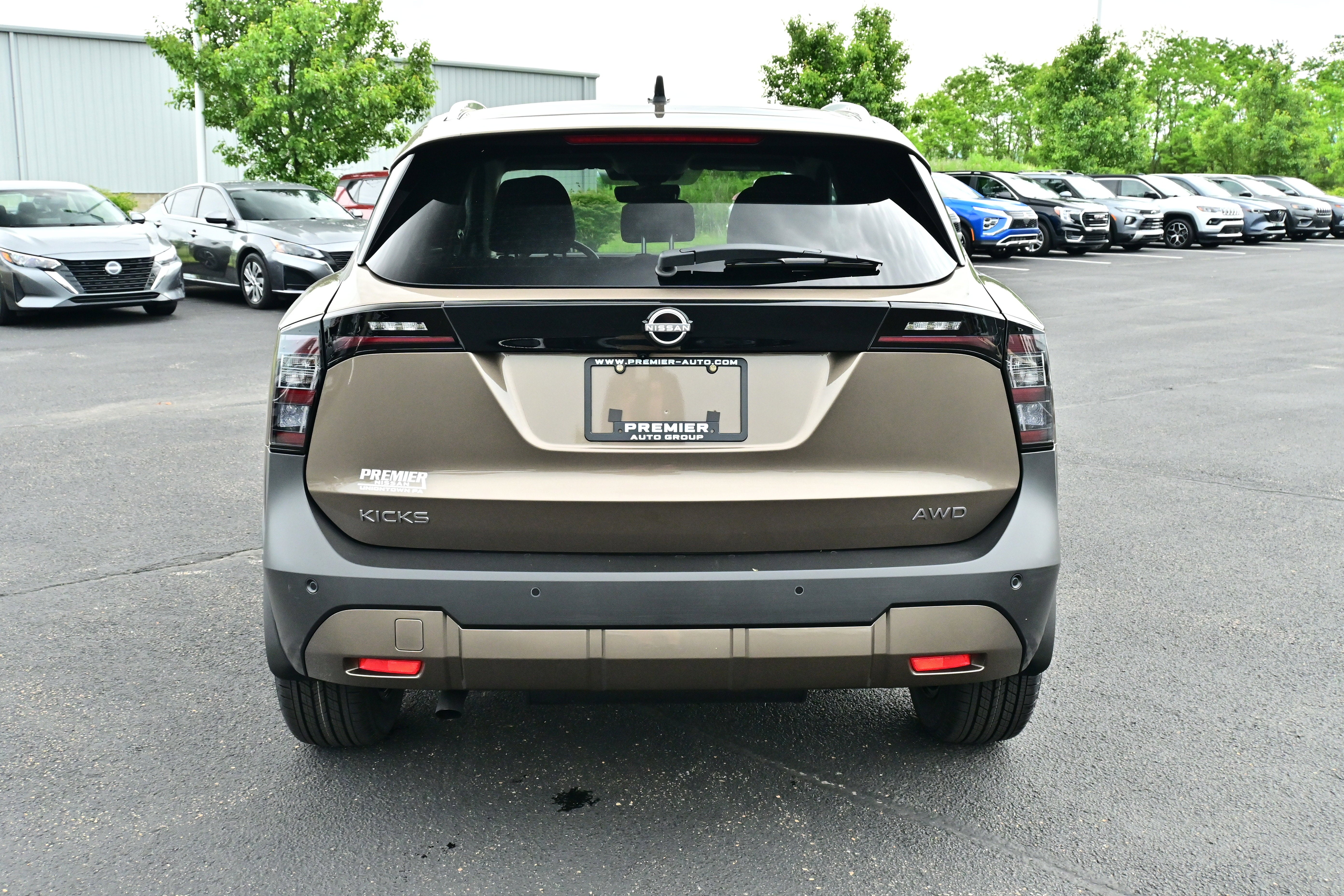 2026 Nissan Kicks SV