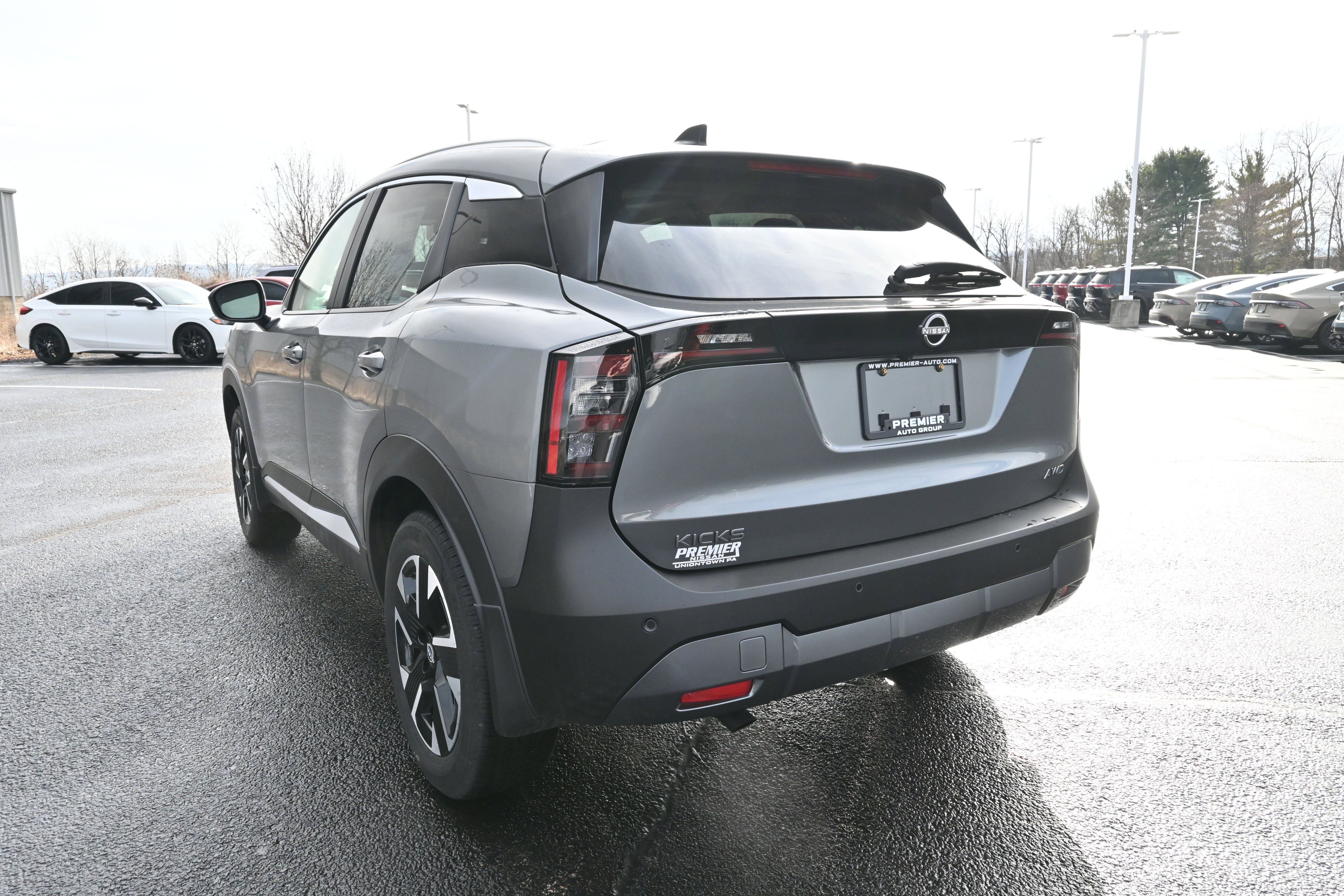 2026 Nissan Kicks SV