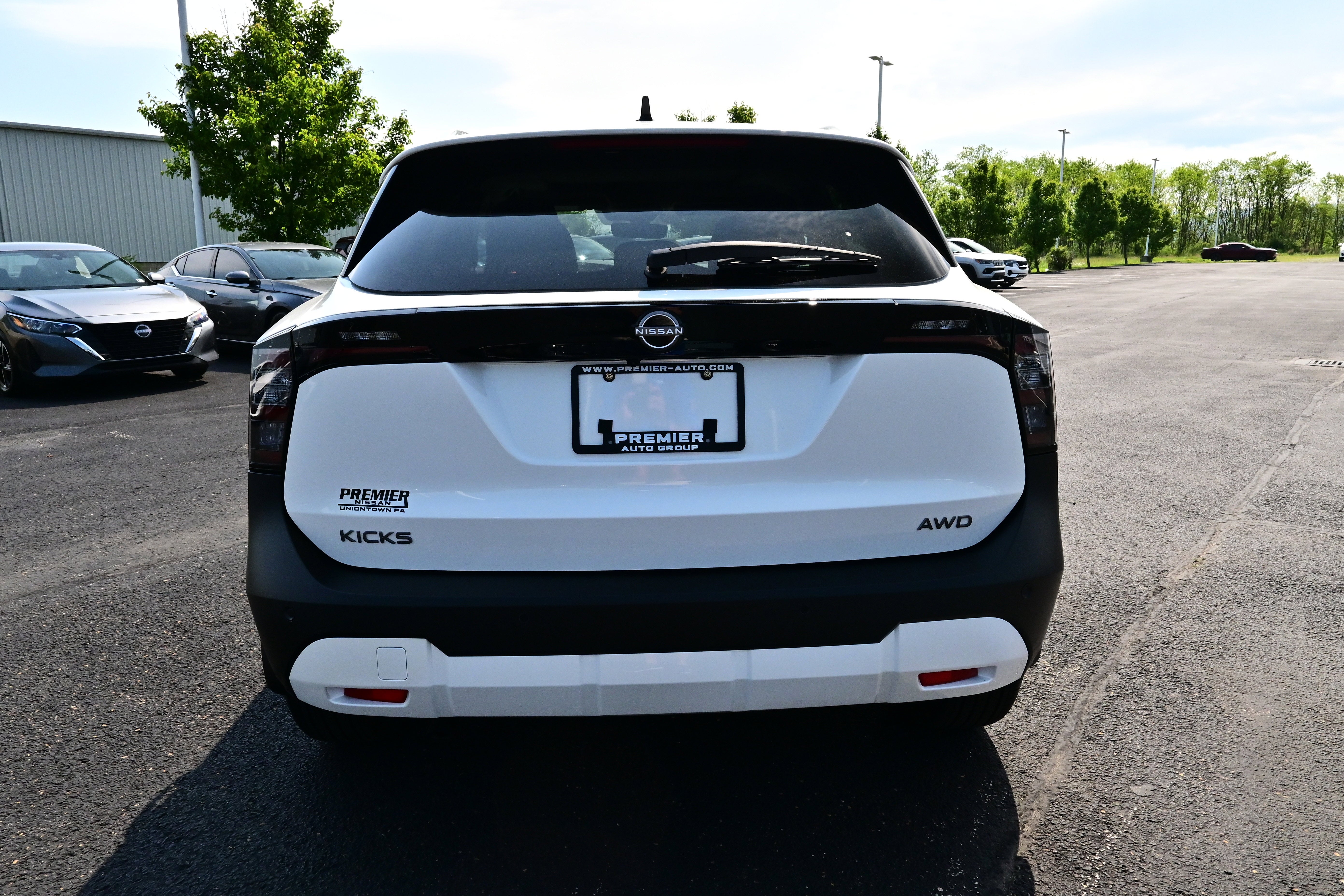 2026 Nissan Kicks SV