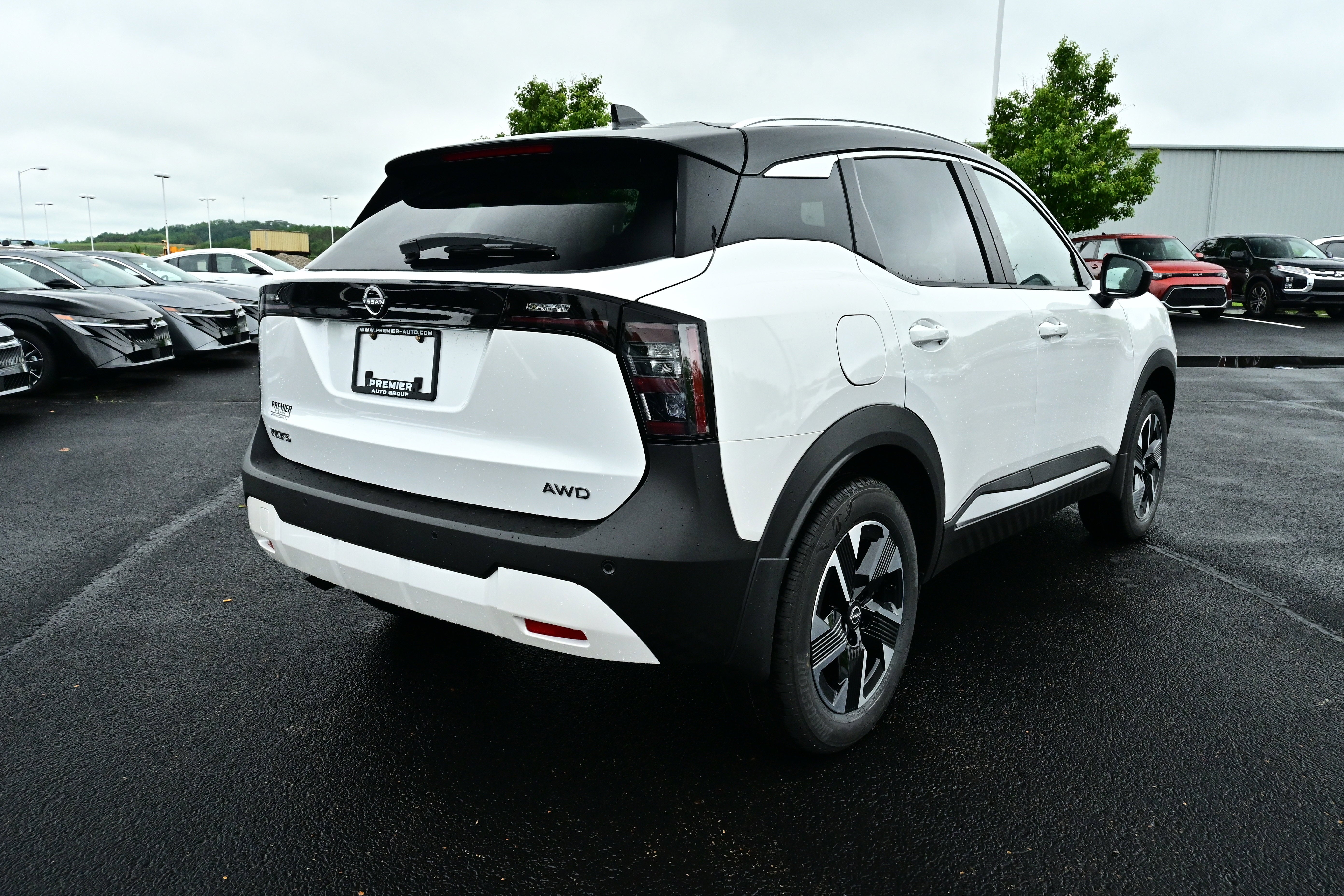 2026 Nissan Kicks SV