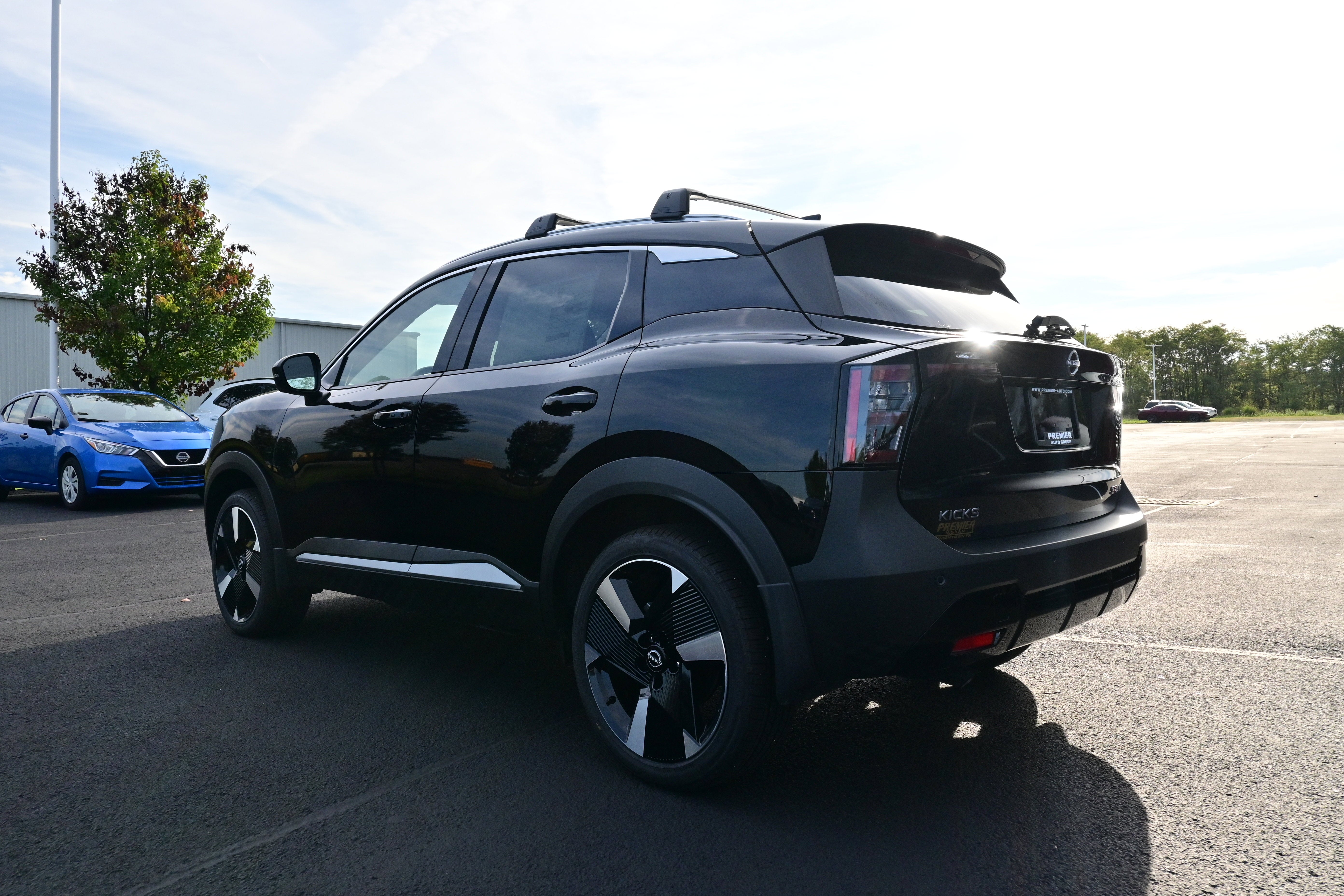 2026 Nissan Kicks SR