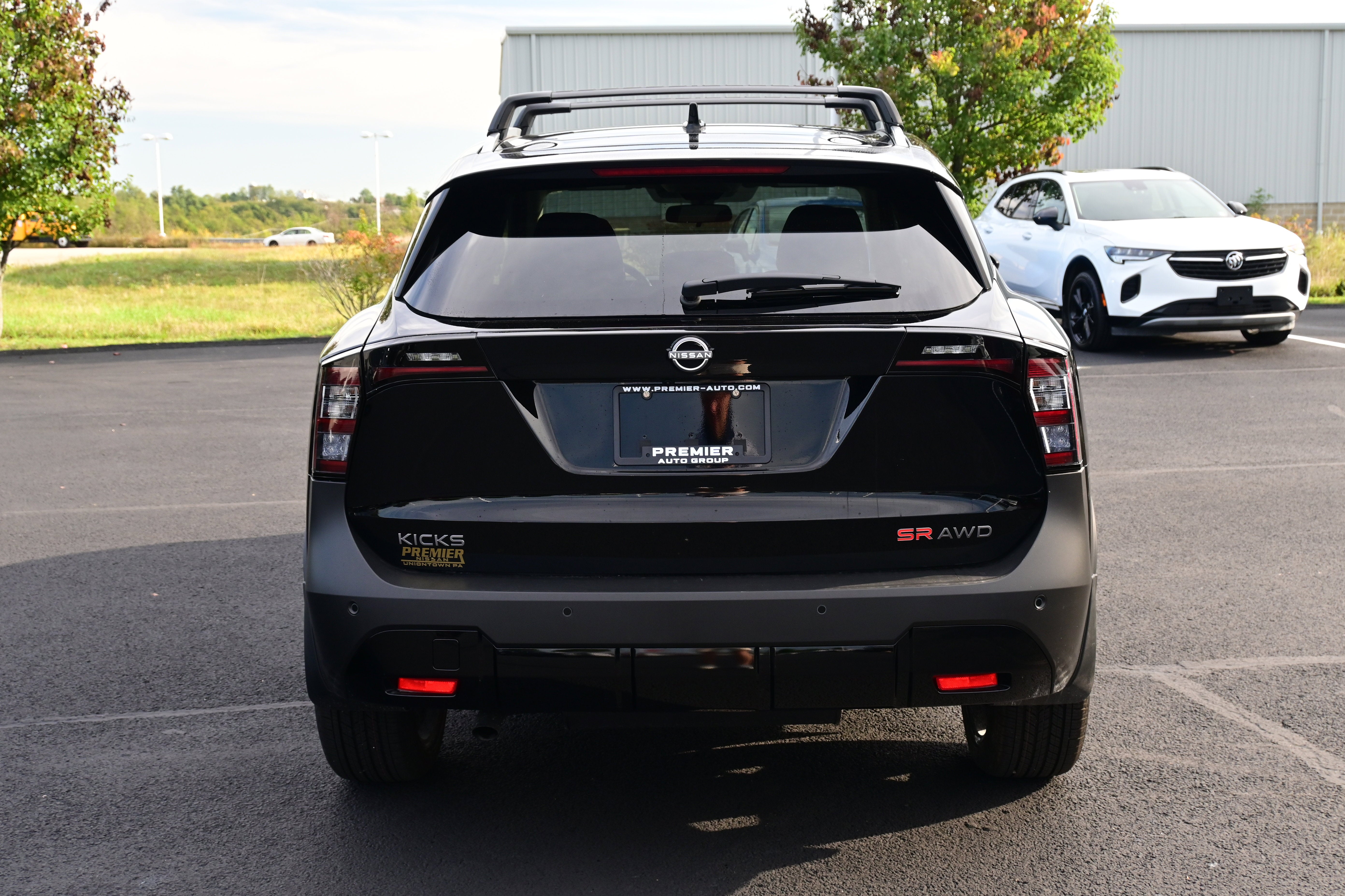 2026 Nissan Kicks SR