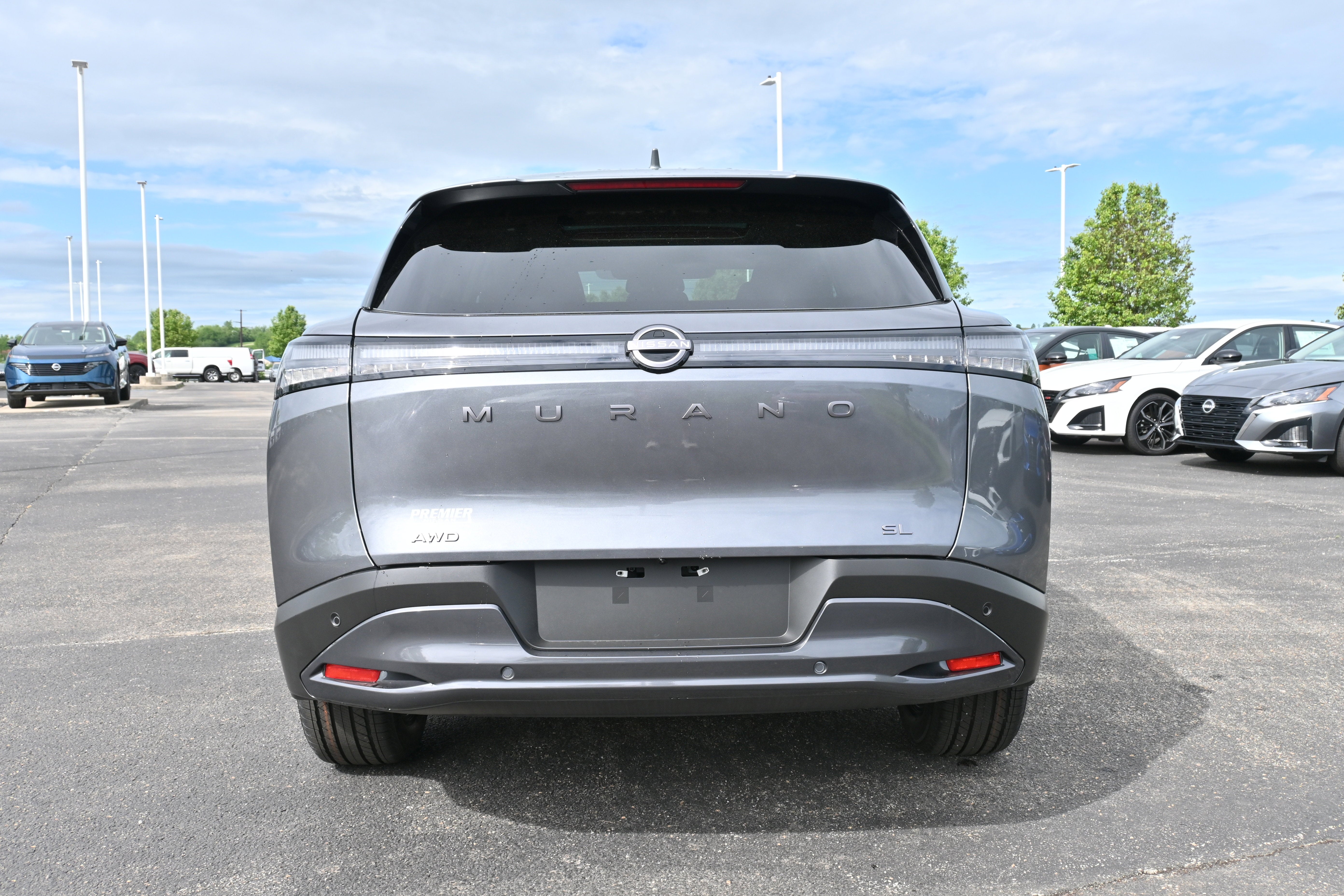 2025 Nissan Murano SL