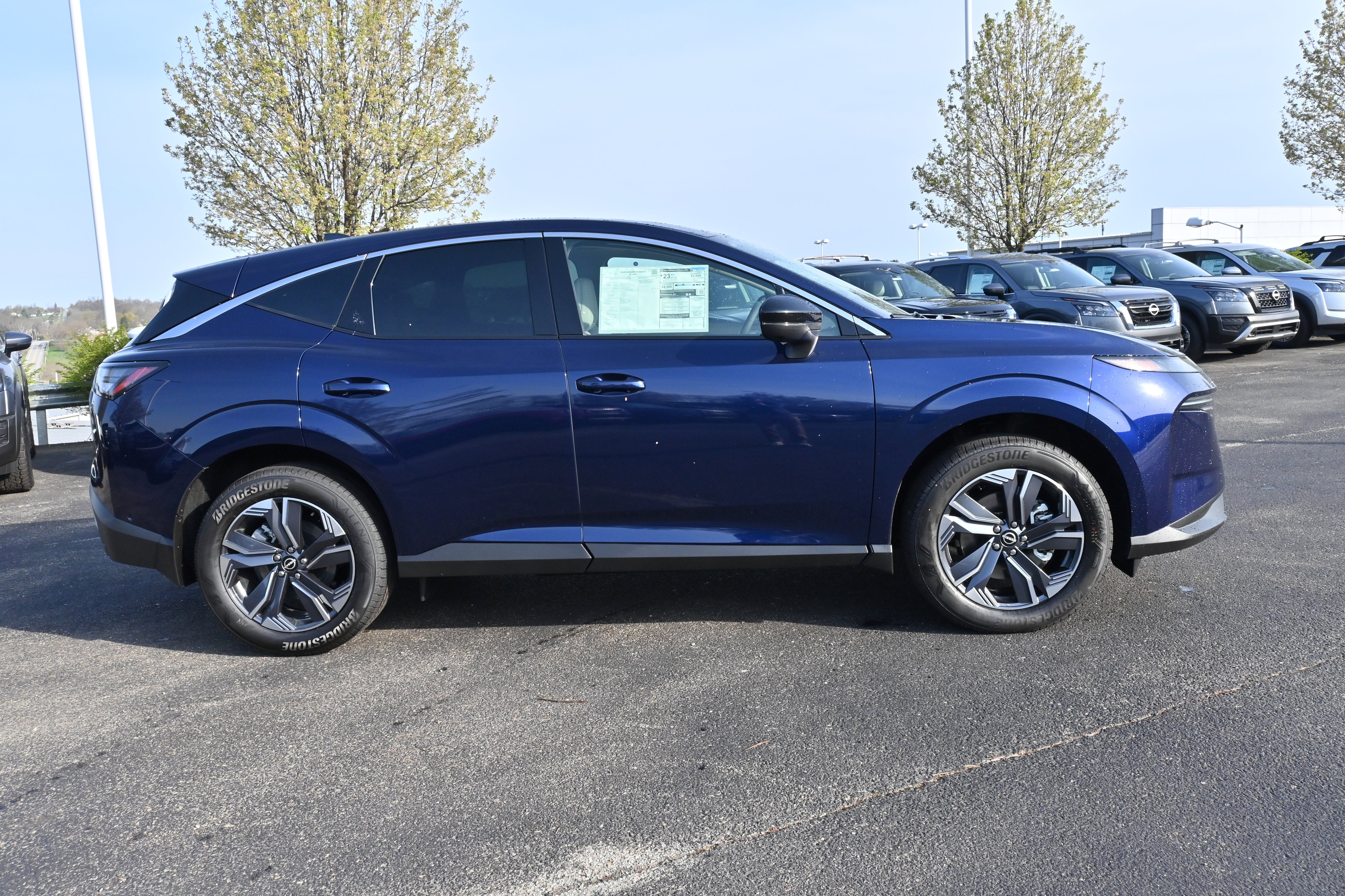 2025 Nissan Murano SL