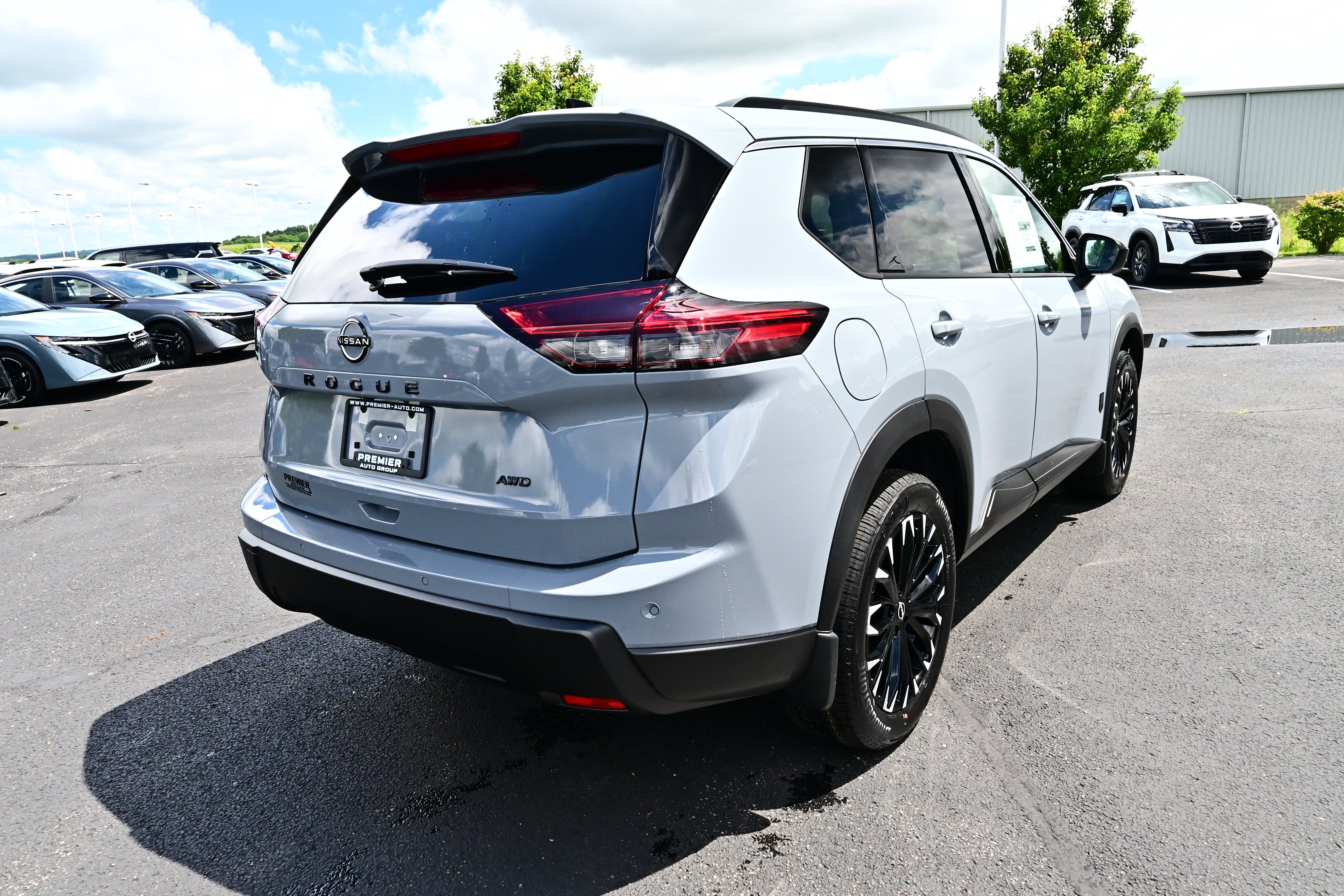 2026 Nissan Rogue Dark Armor™