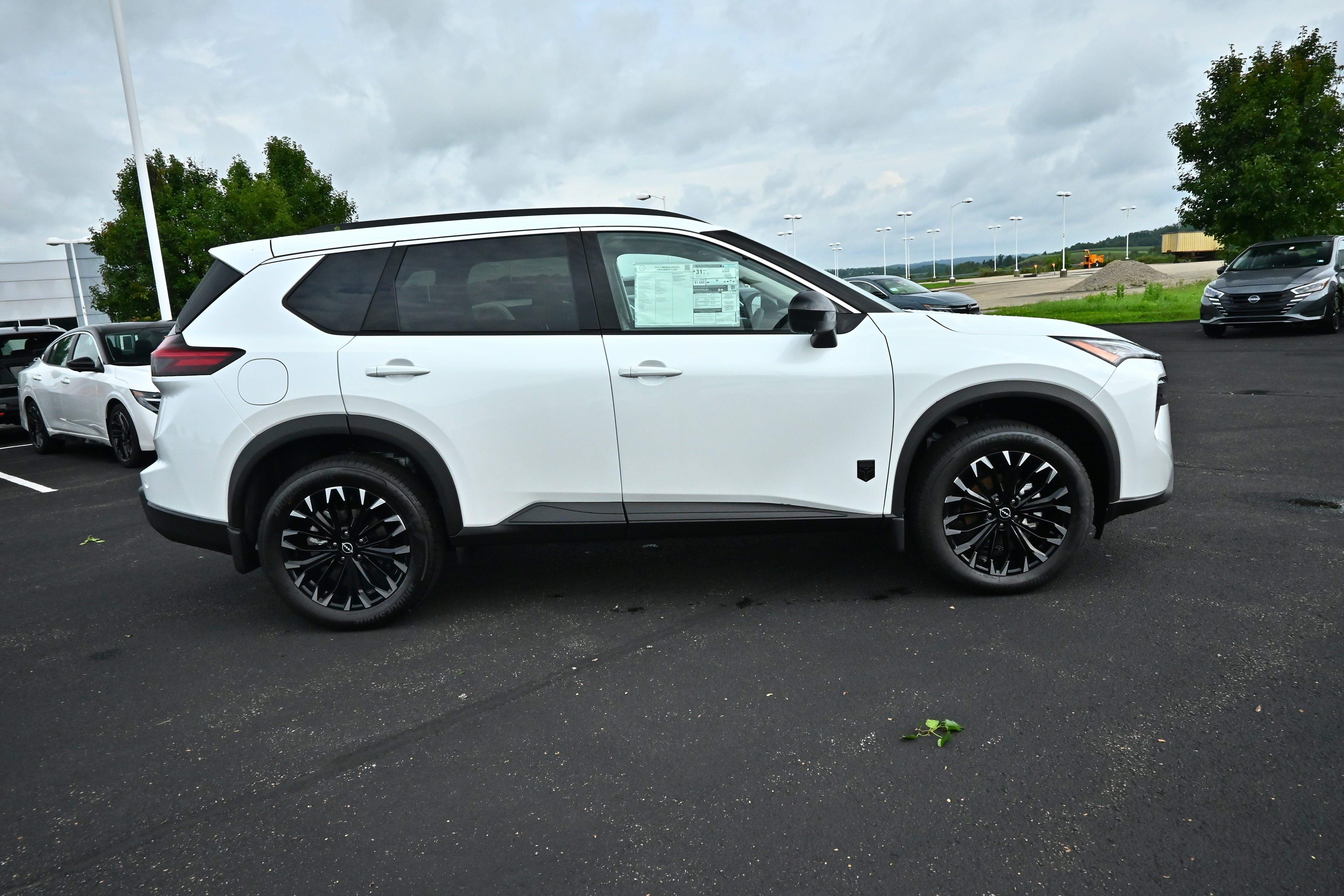 2026 Nissan Rogue Dark Armor™