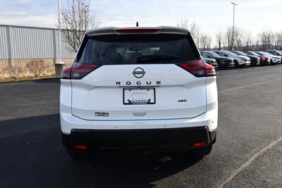 2026 Nissan Rogue Dark Armor