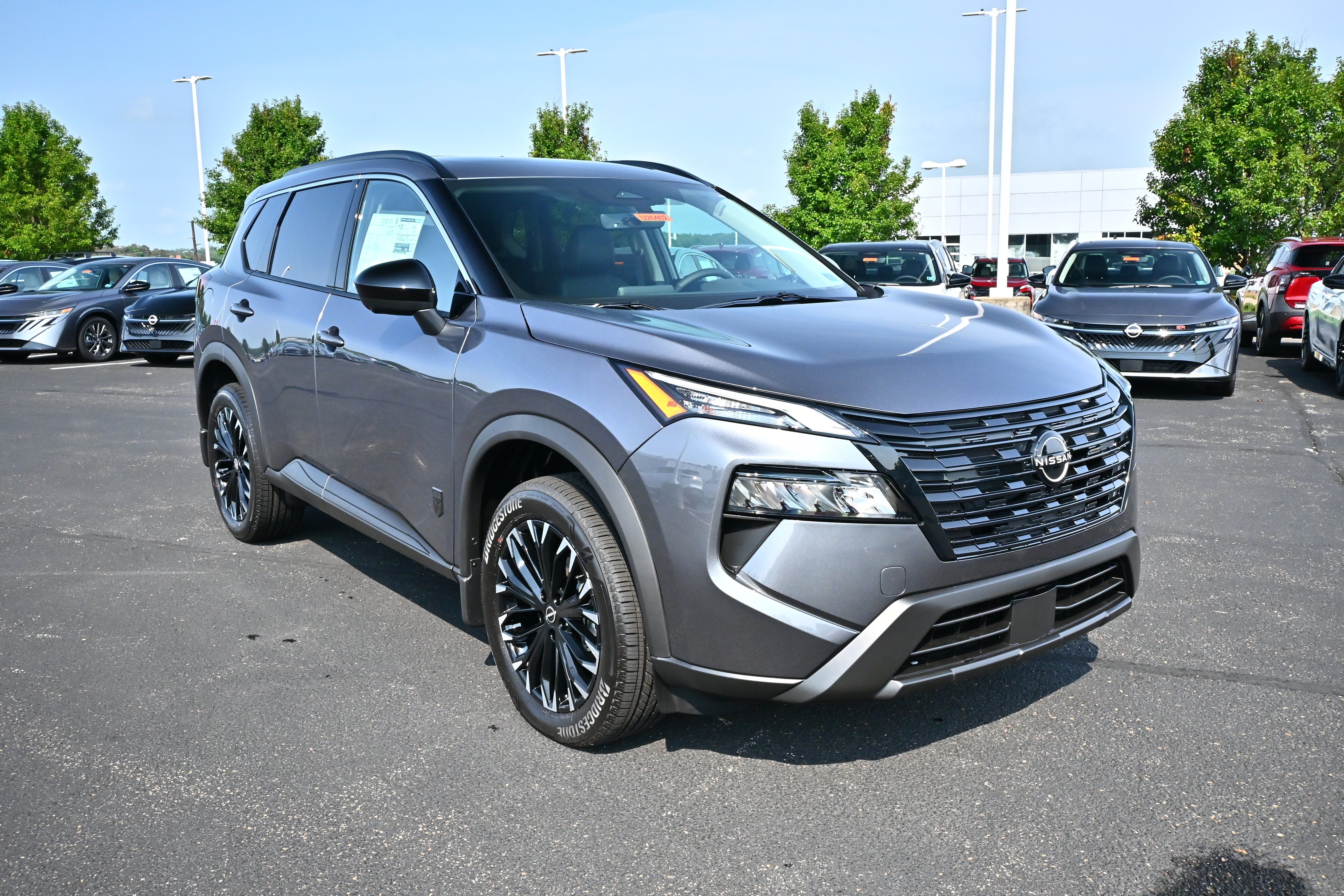2026 Nissan Rogue Dark Armor