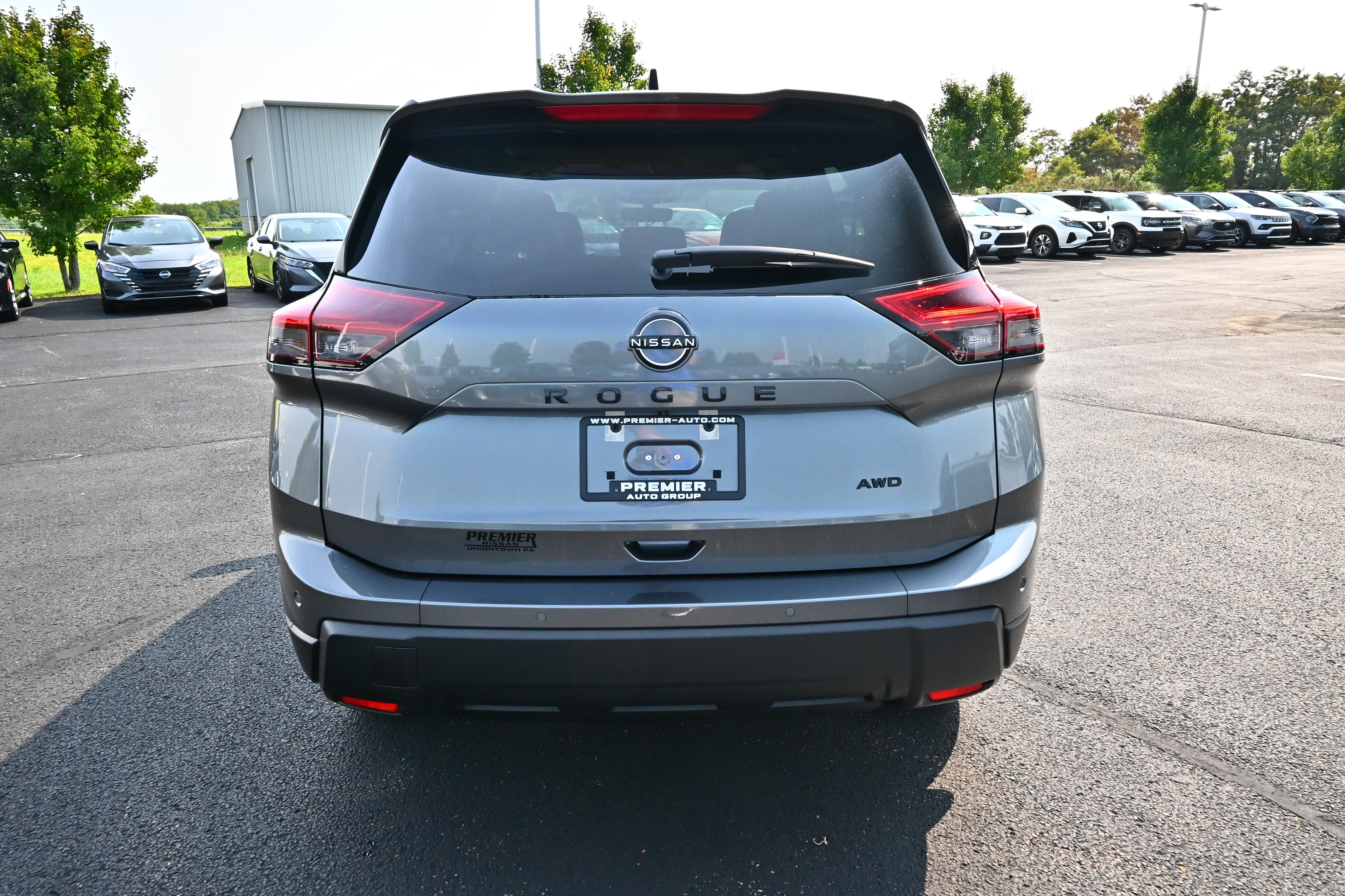 2026 Nissan Rogue Dark Armor