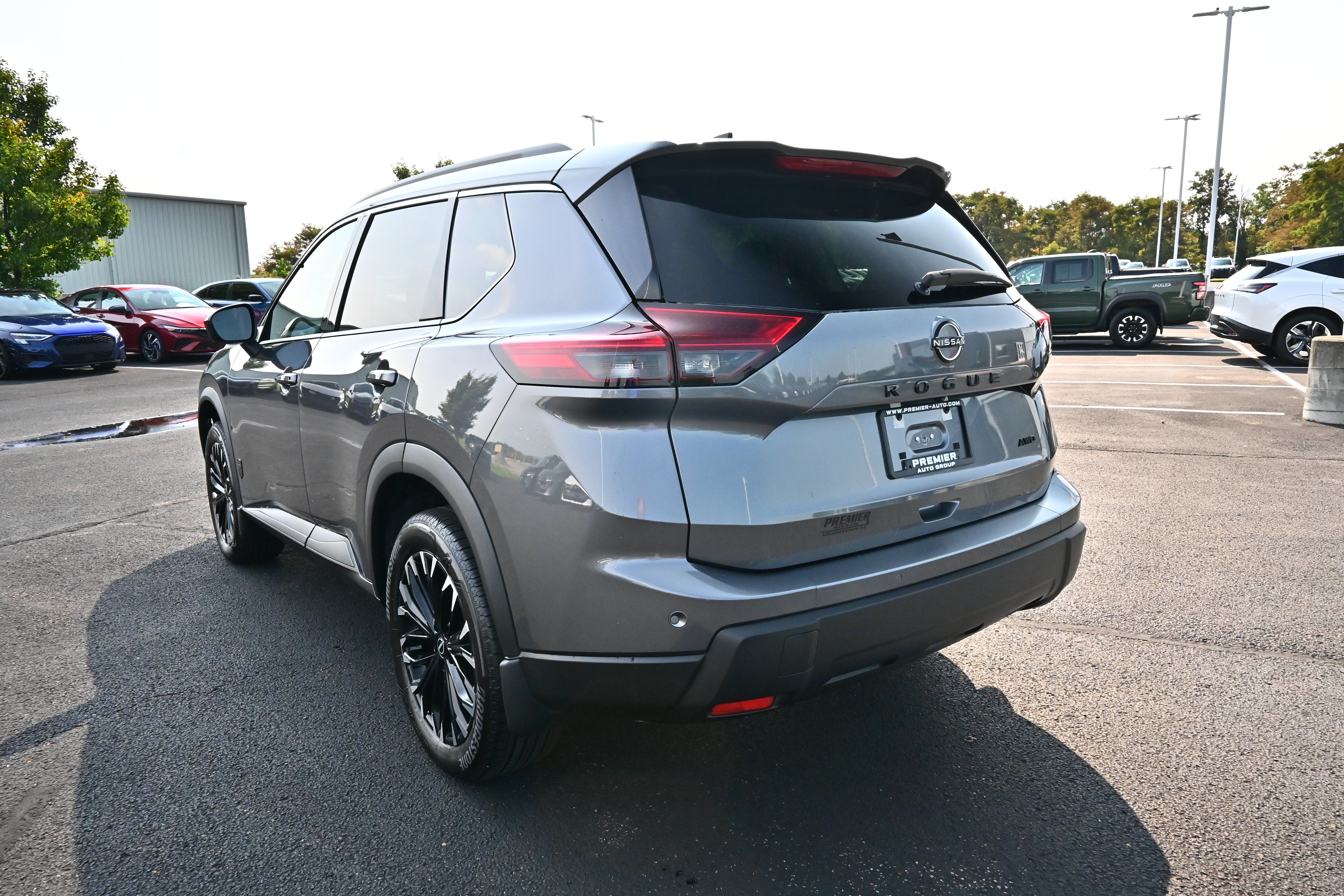 2026 Nissan Rogue Dark Armor