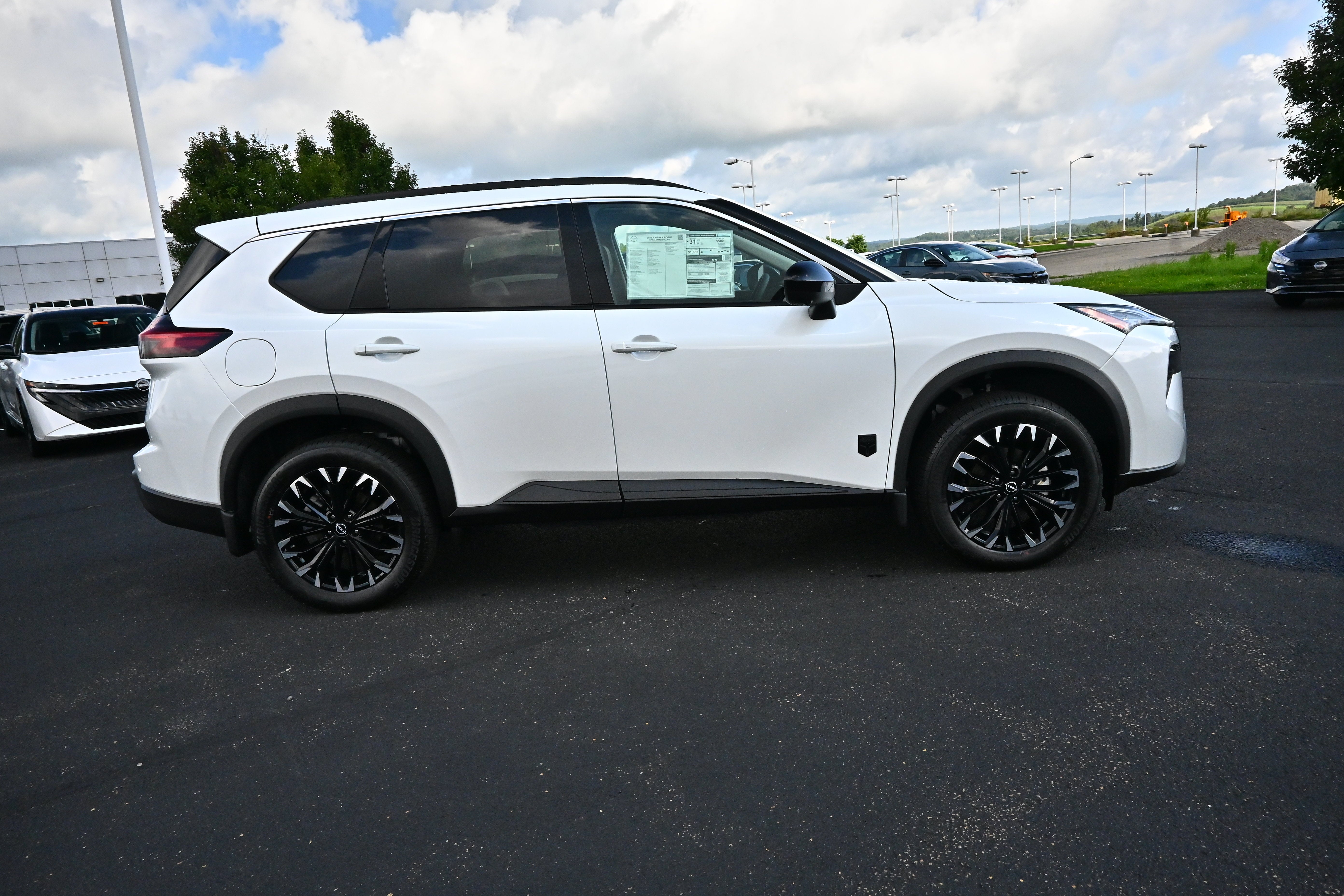 2026 Nissan Rogue Dark Armor™