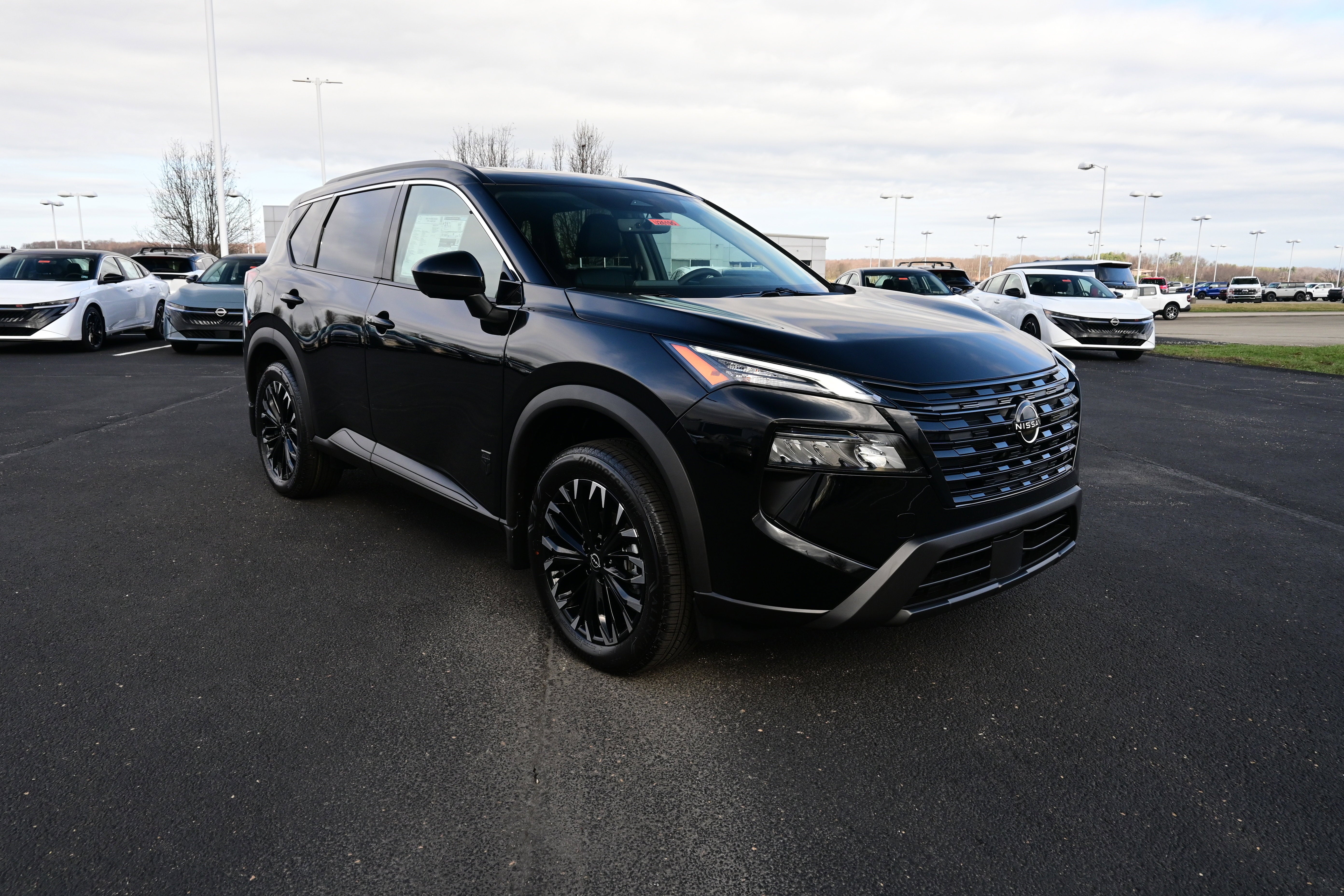 2026 Nissan Rogue Dark Armor™