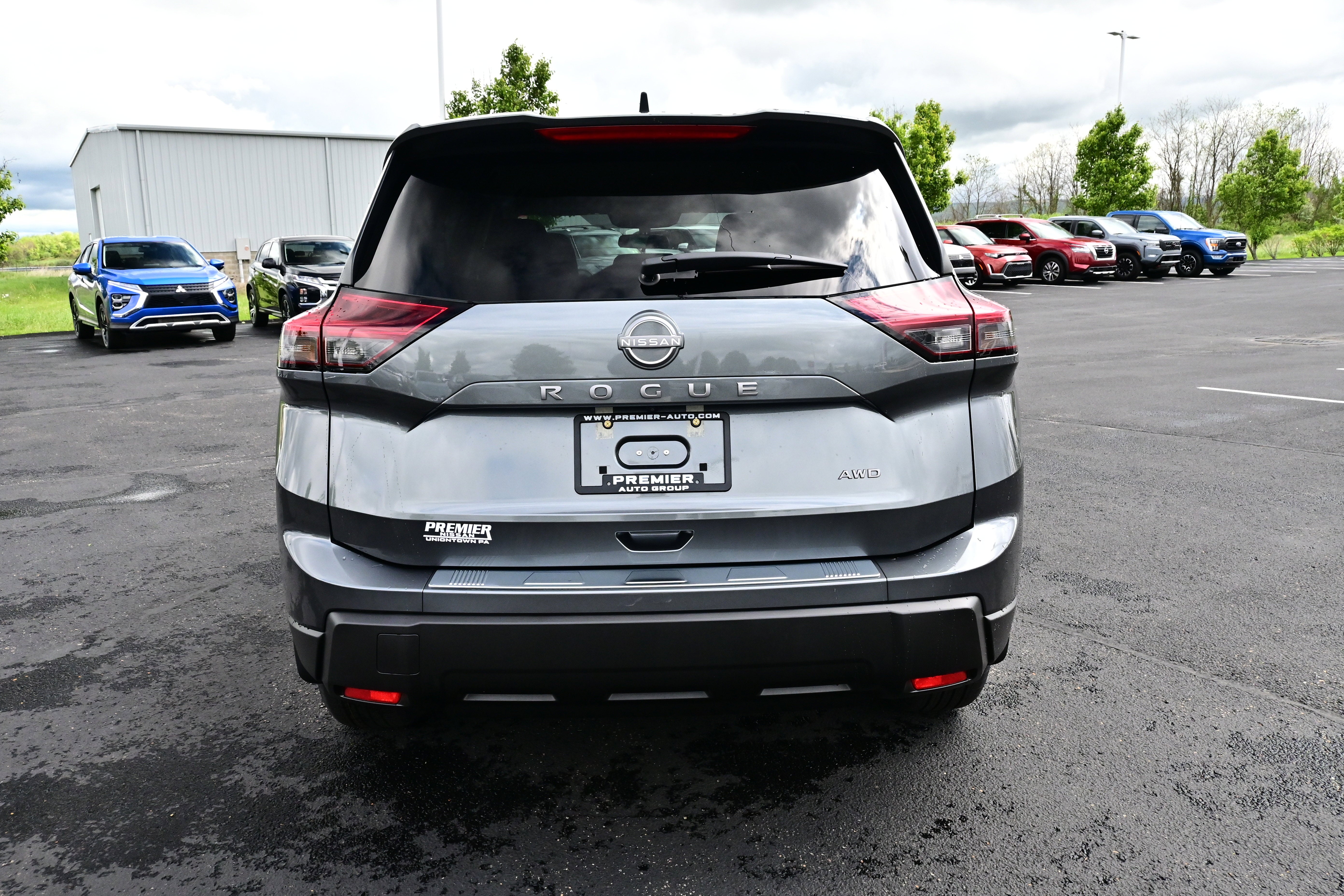 2026 Nissan Rogue SV