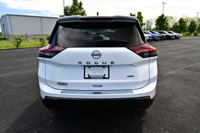 2026 Nissan Rogue SV