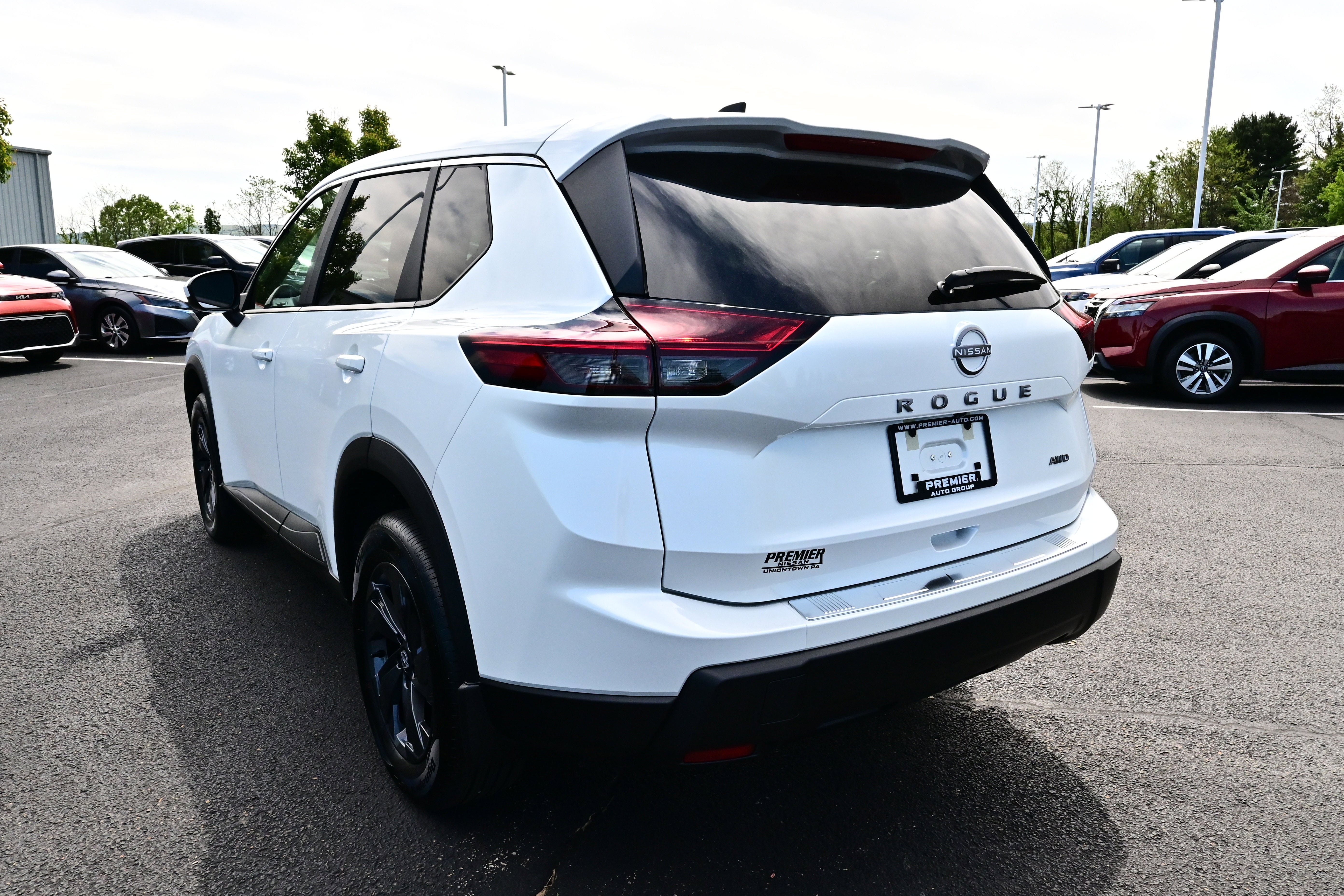 2026 Nissan Rogue SV