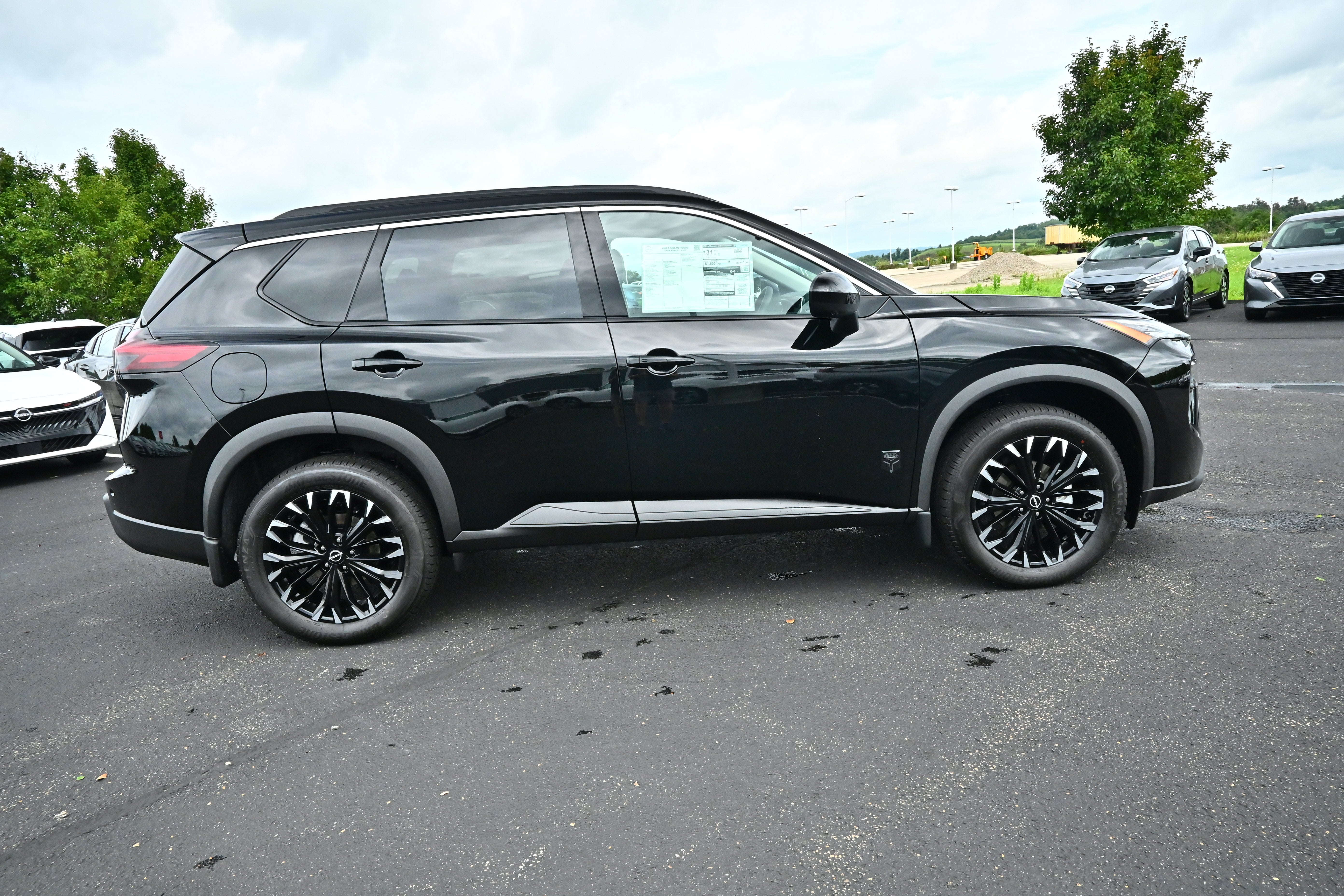 2026 Nissan Rogue Dark Armor™