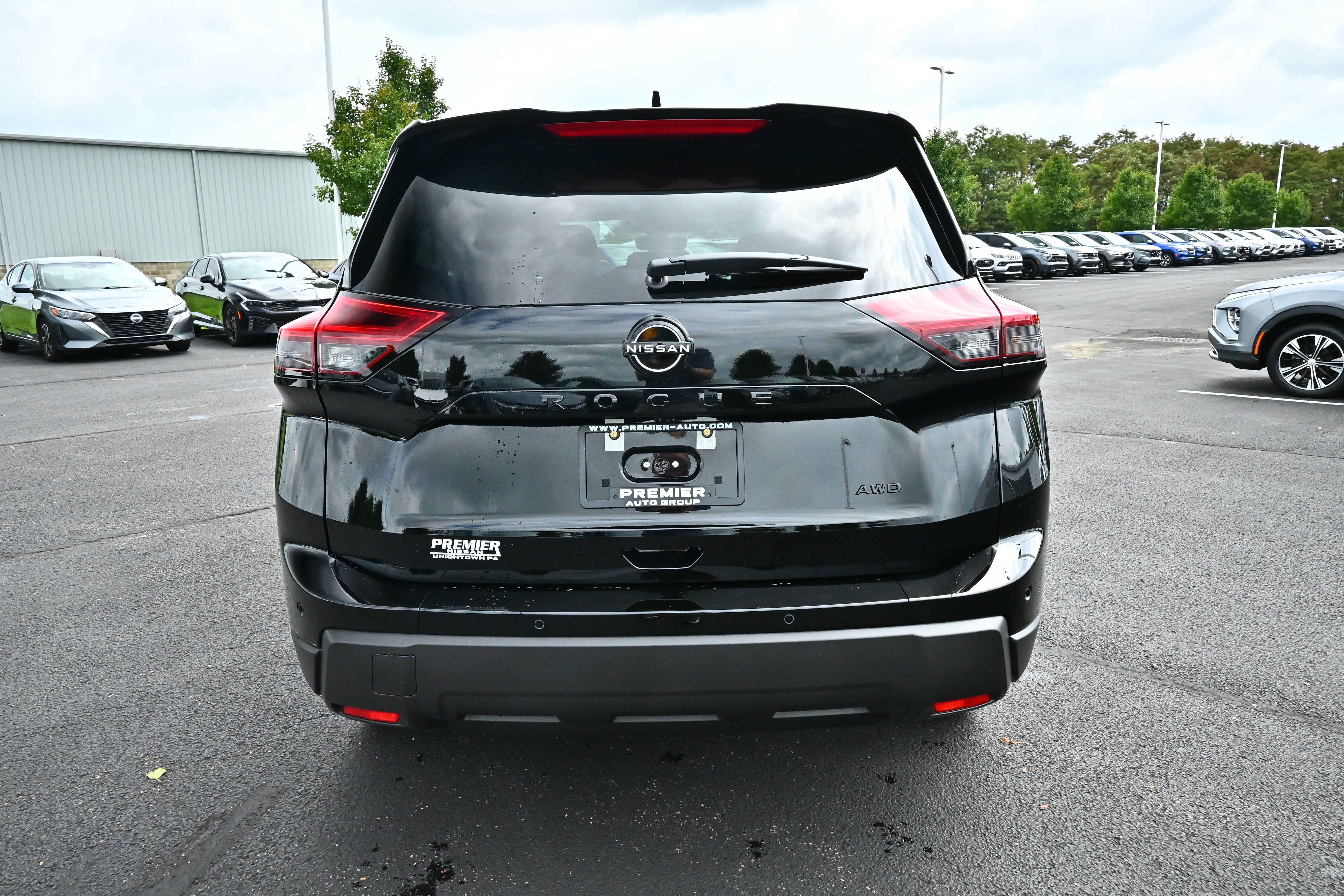 2026 Nissan Rogue Dark Armor™