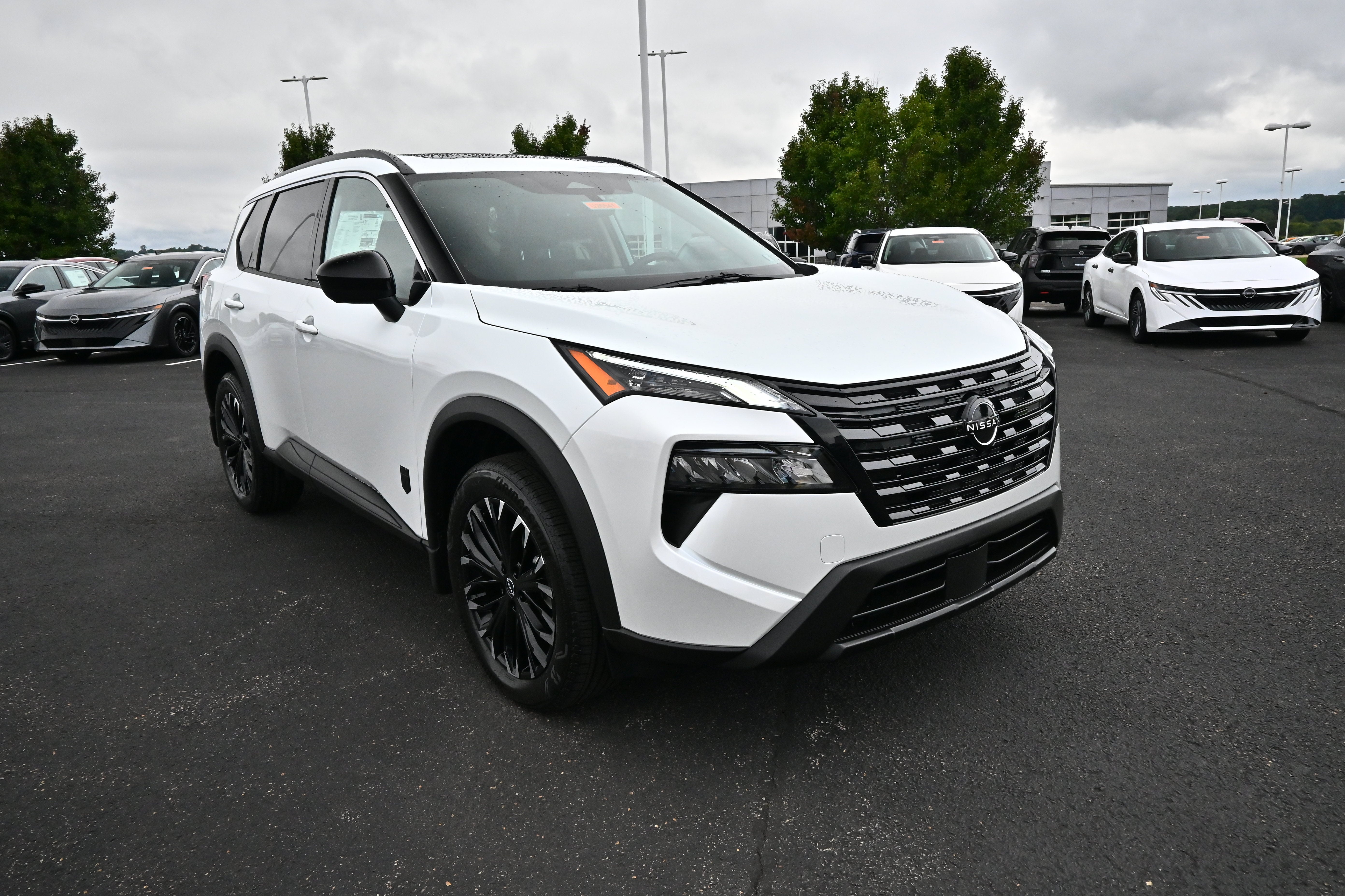 2026 Nissan Rogue Dark Armor™