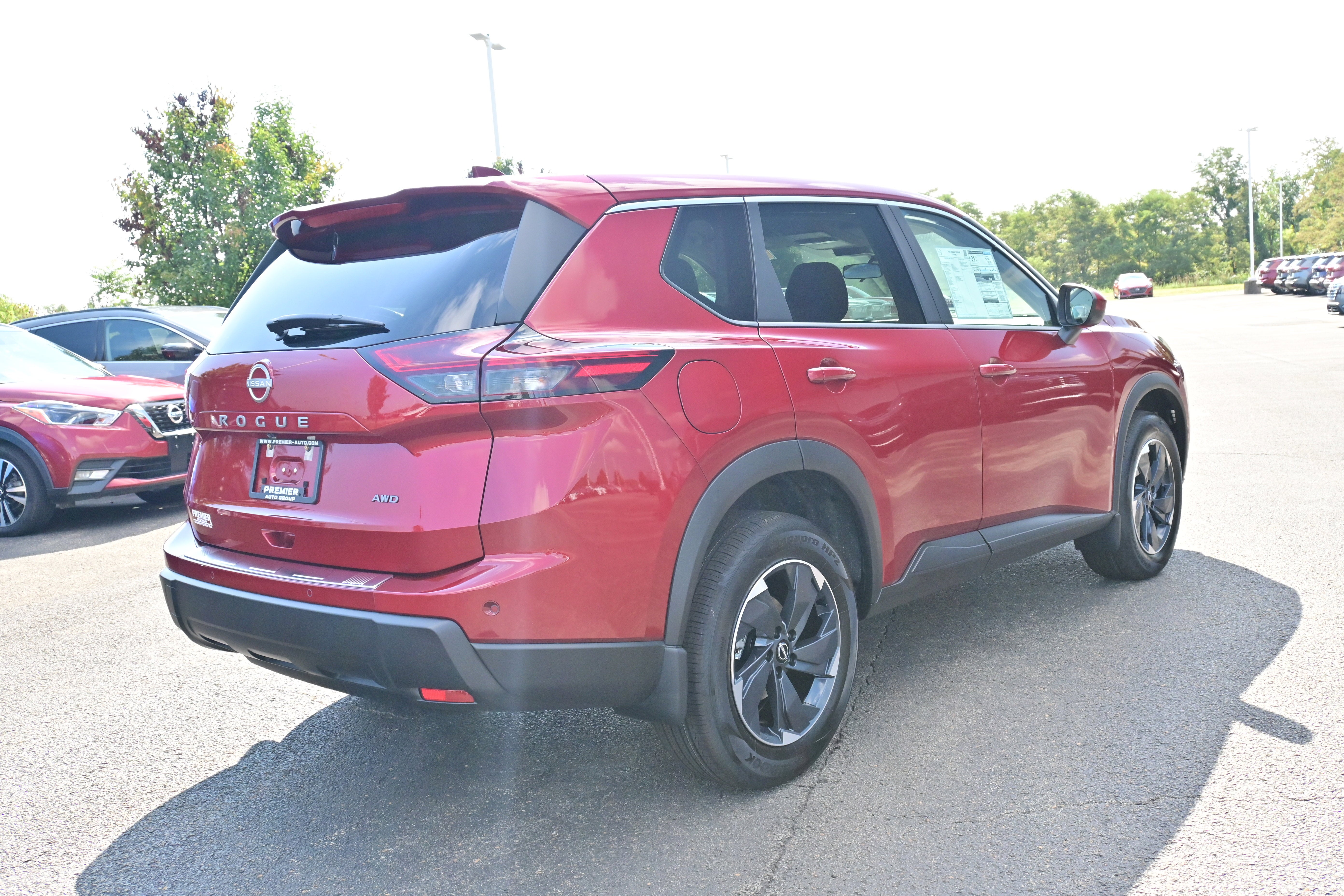 2026 Nissan Rogue SV