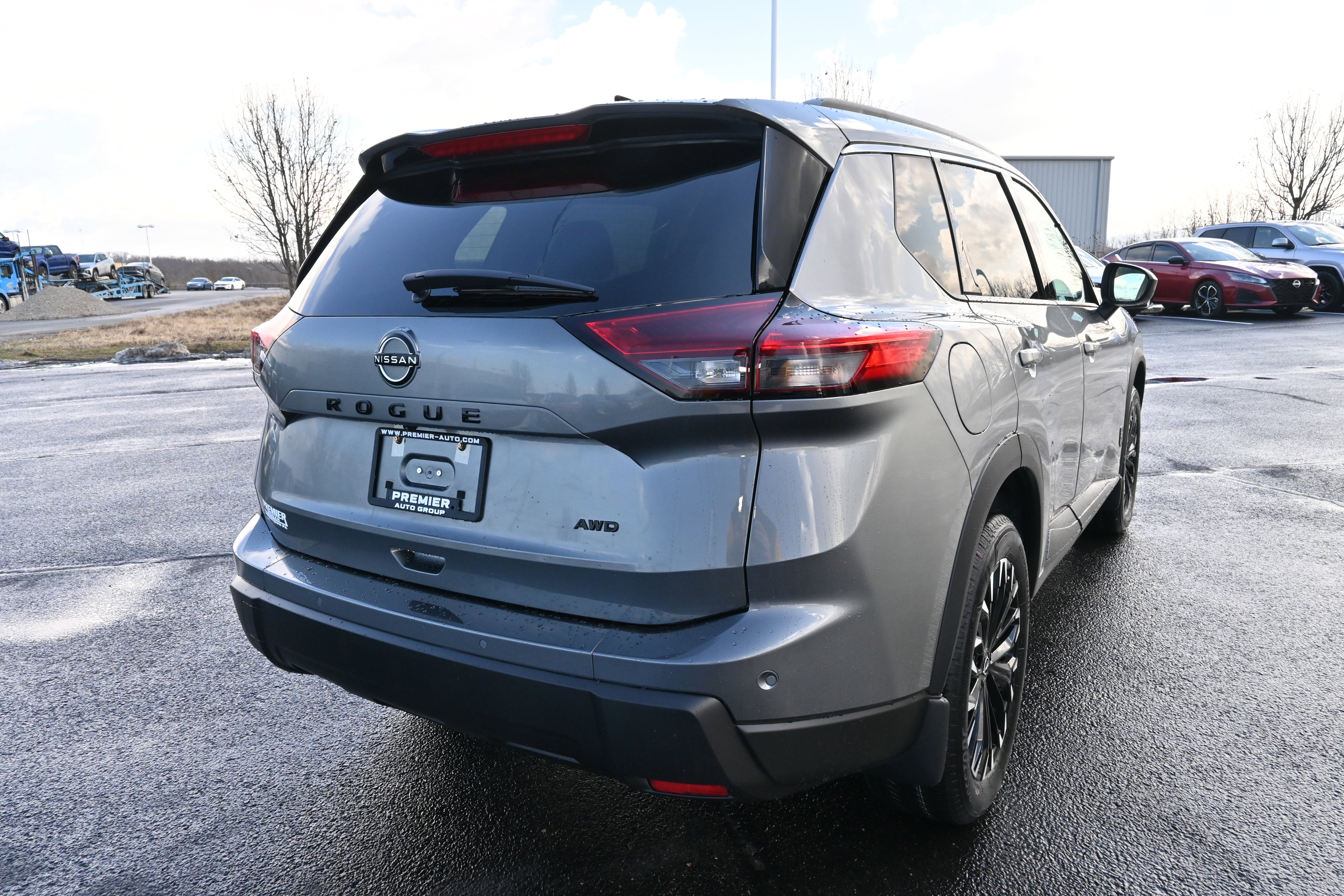 2026 Nissan Rogue Dark Armor™