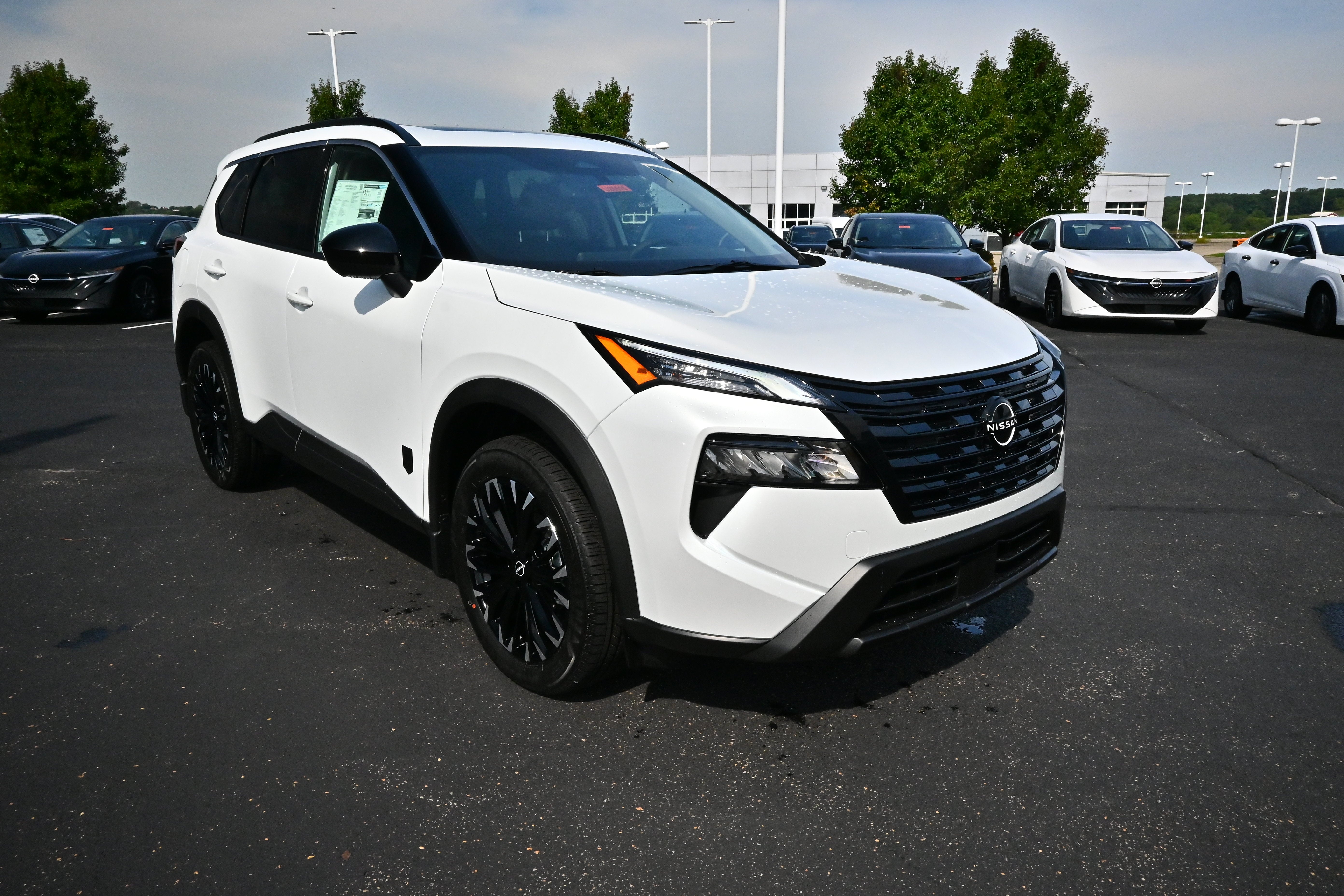 2026 Nissan Rogue Dark Armor™