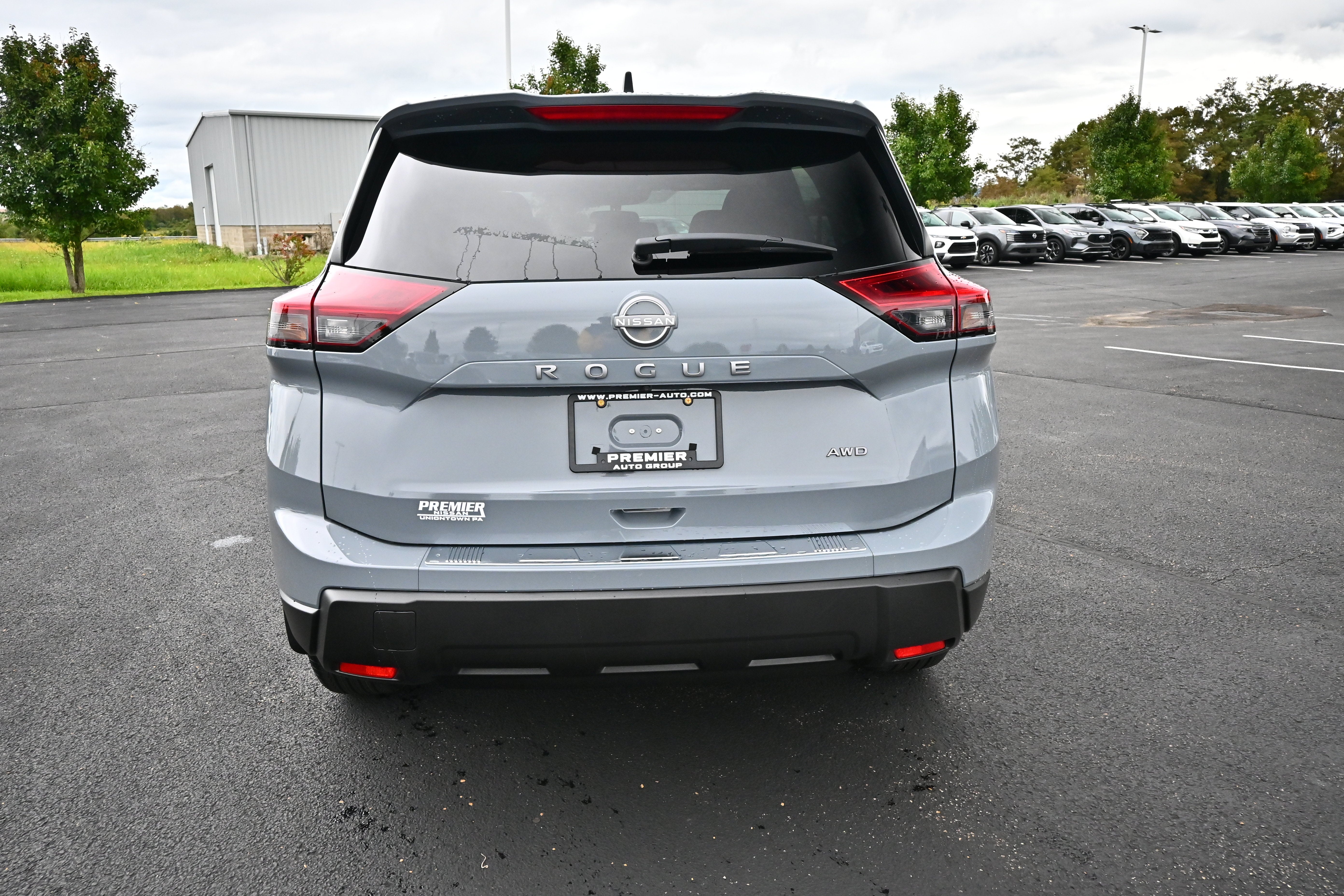 2026 Nissan Rogue SV