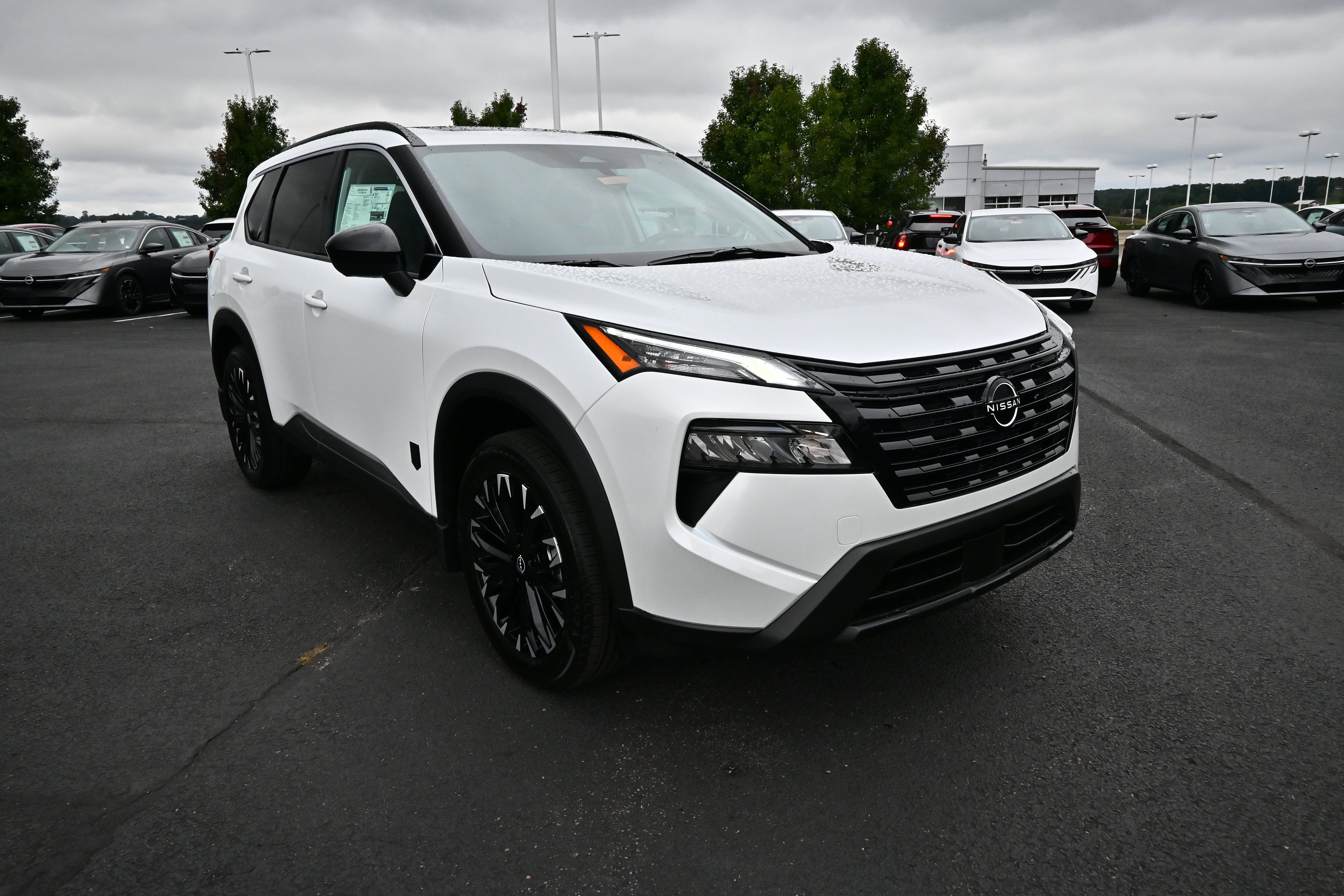 2026 Nissan Rogue Dark Armor™