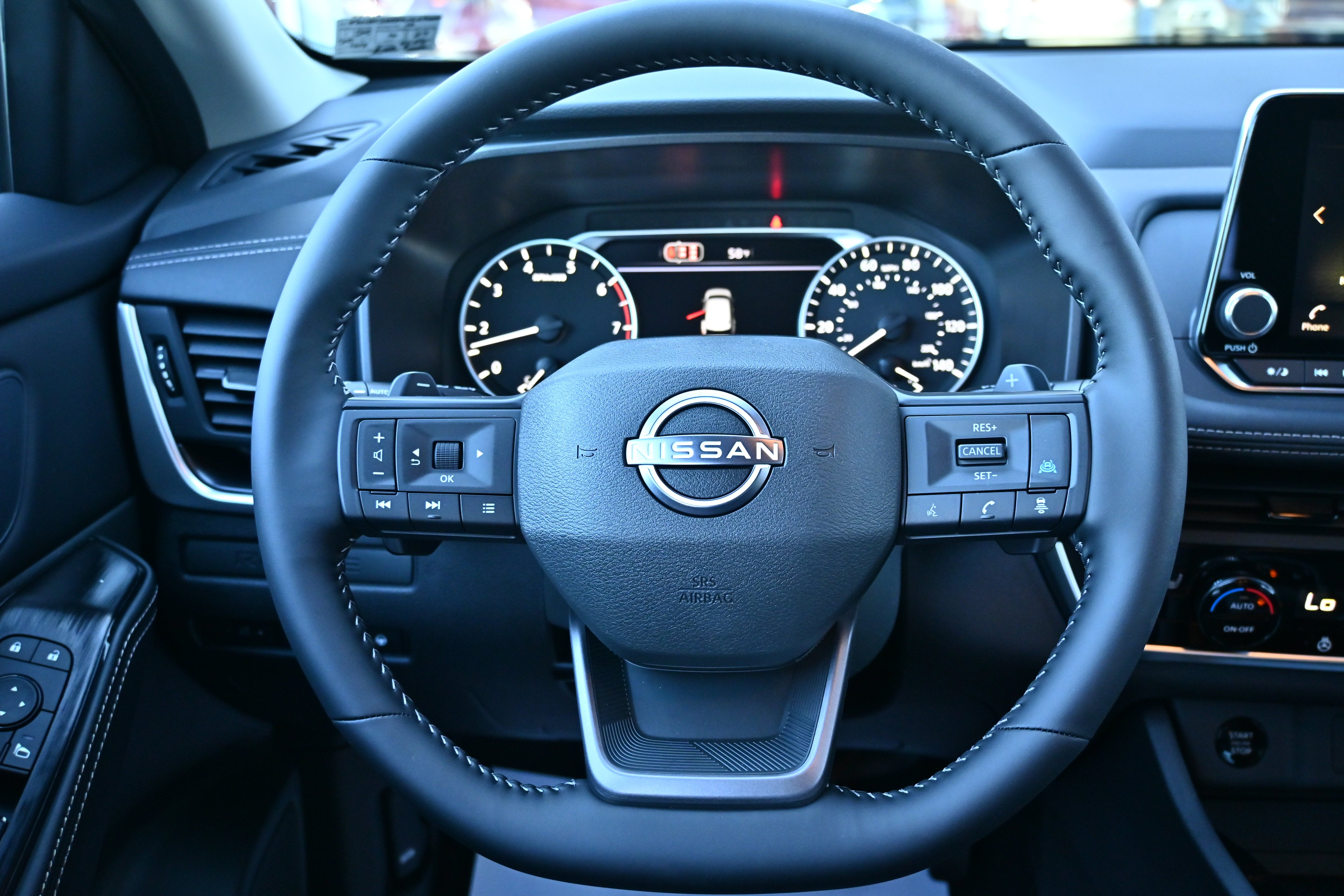 2027 Nissan Rogue SV