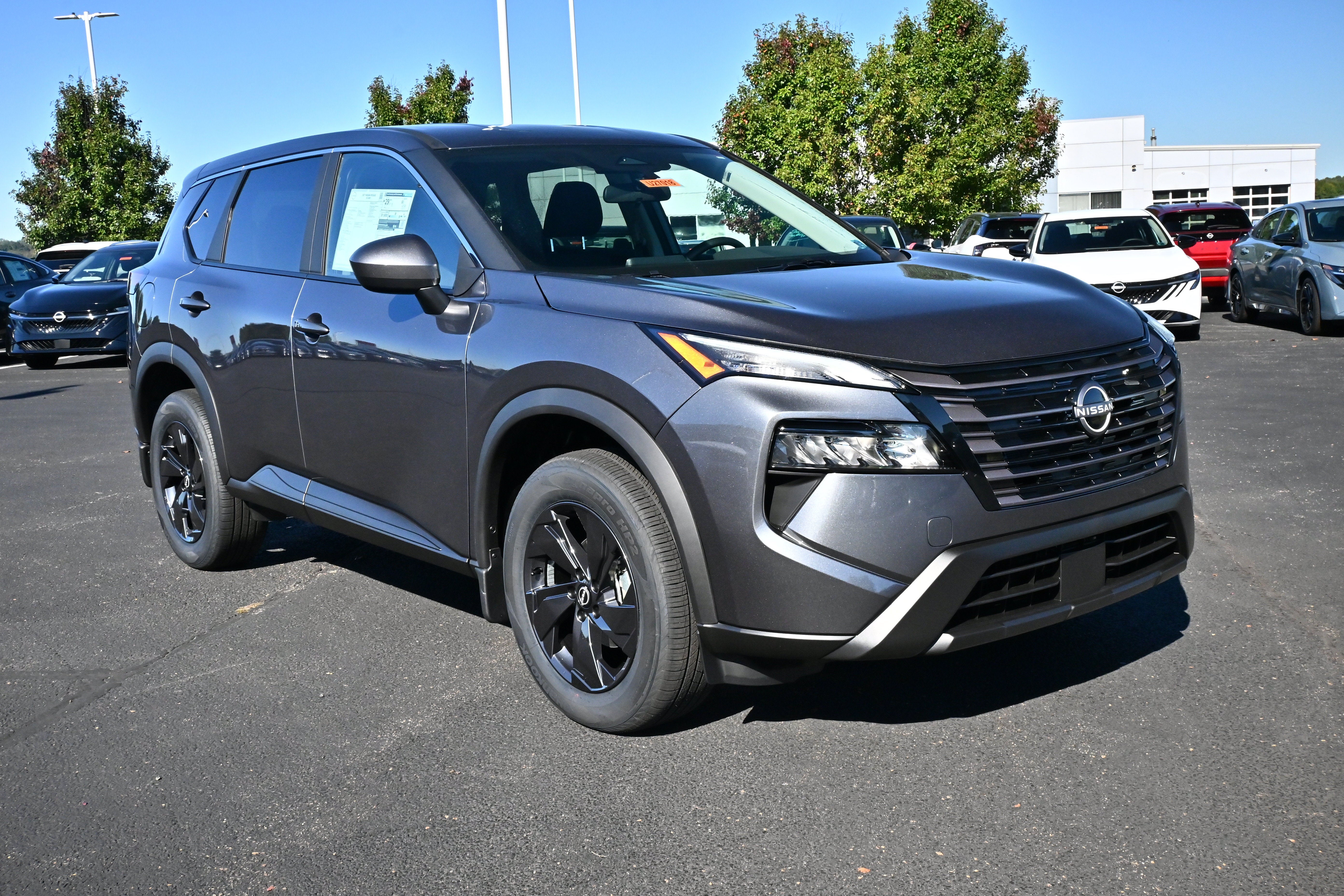 2027 Nissan Rogue SV