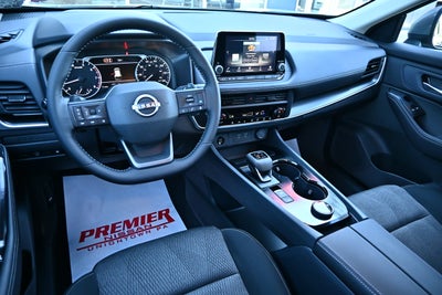 2027 Nissan Rogue SV