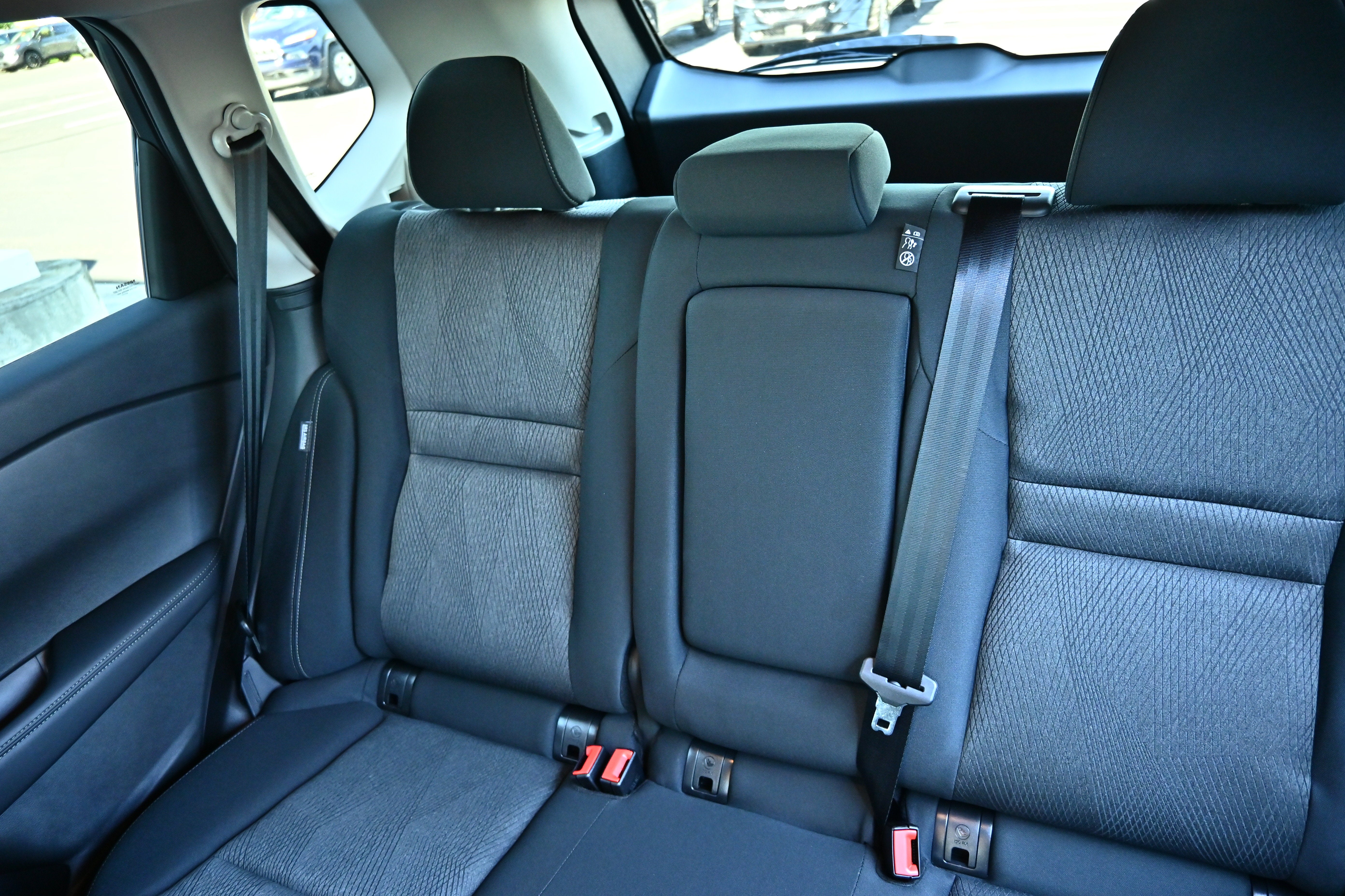 2027 Nissan Rogue SV