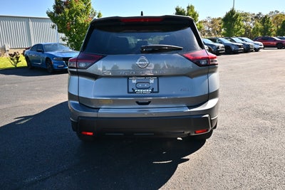 2027 Nissan Rogue SV