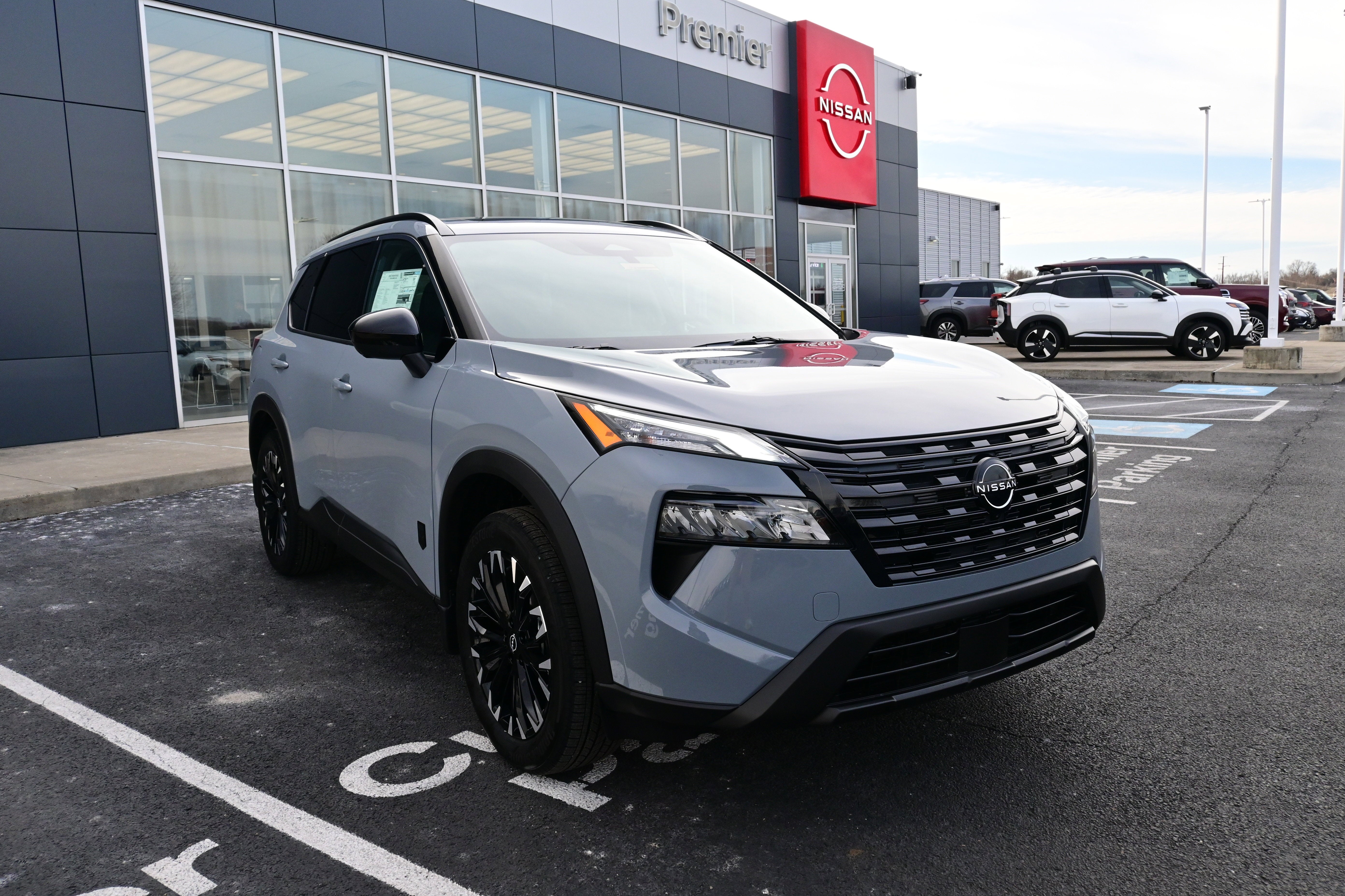 2026 Nissan Rogue Dark Armor