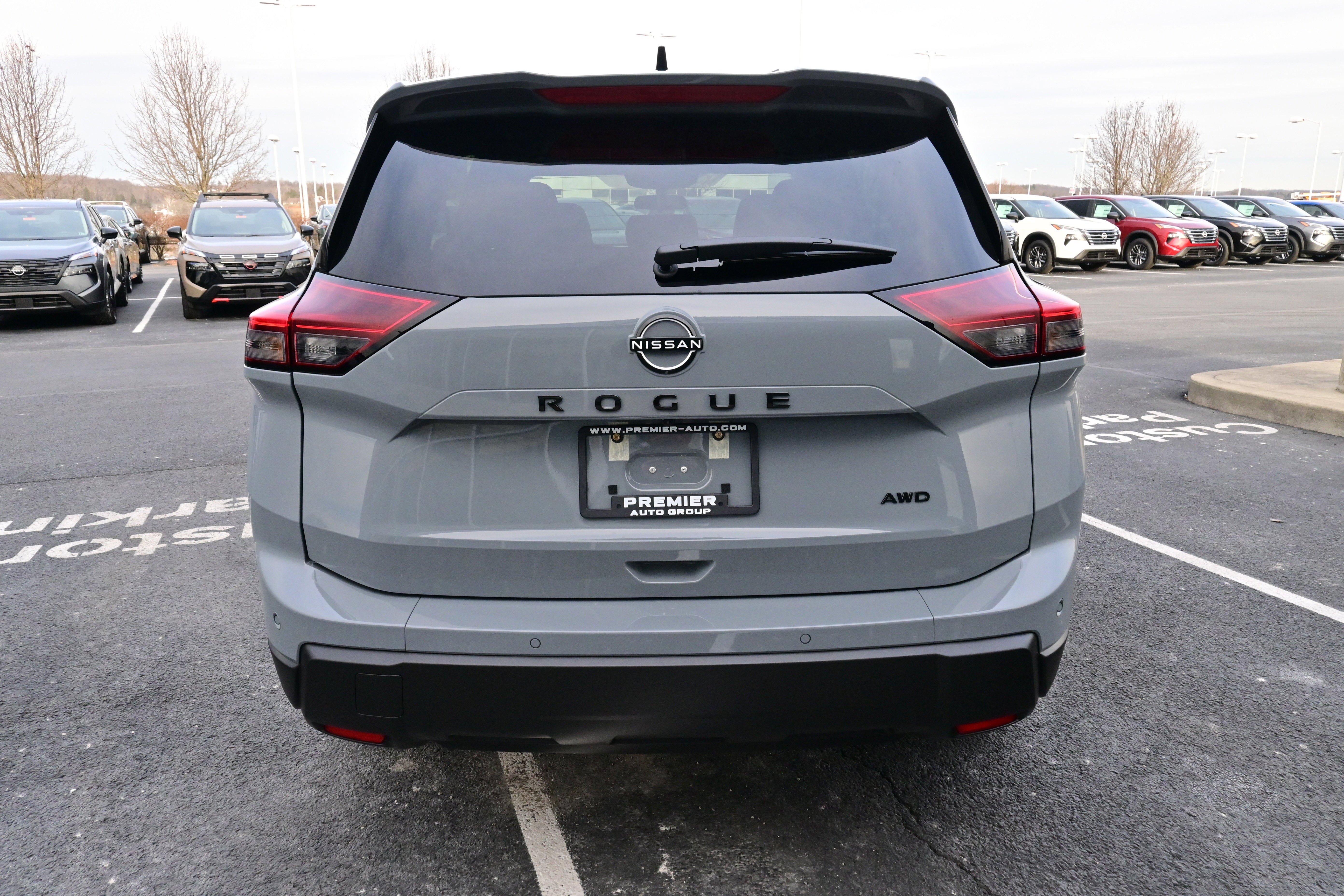 2026 Nissan Rogue Dark Armor