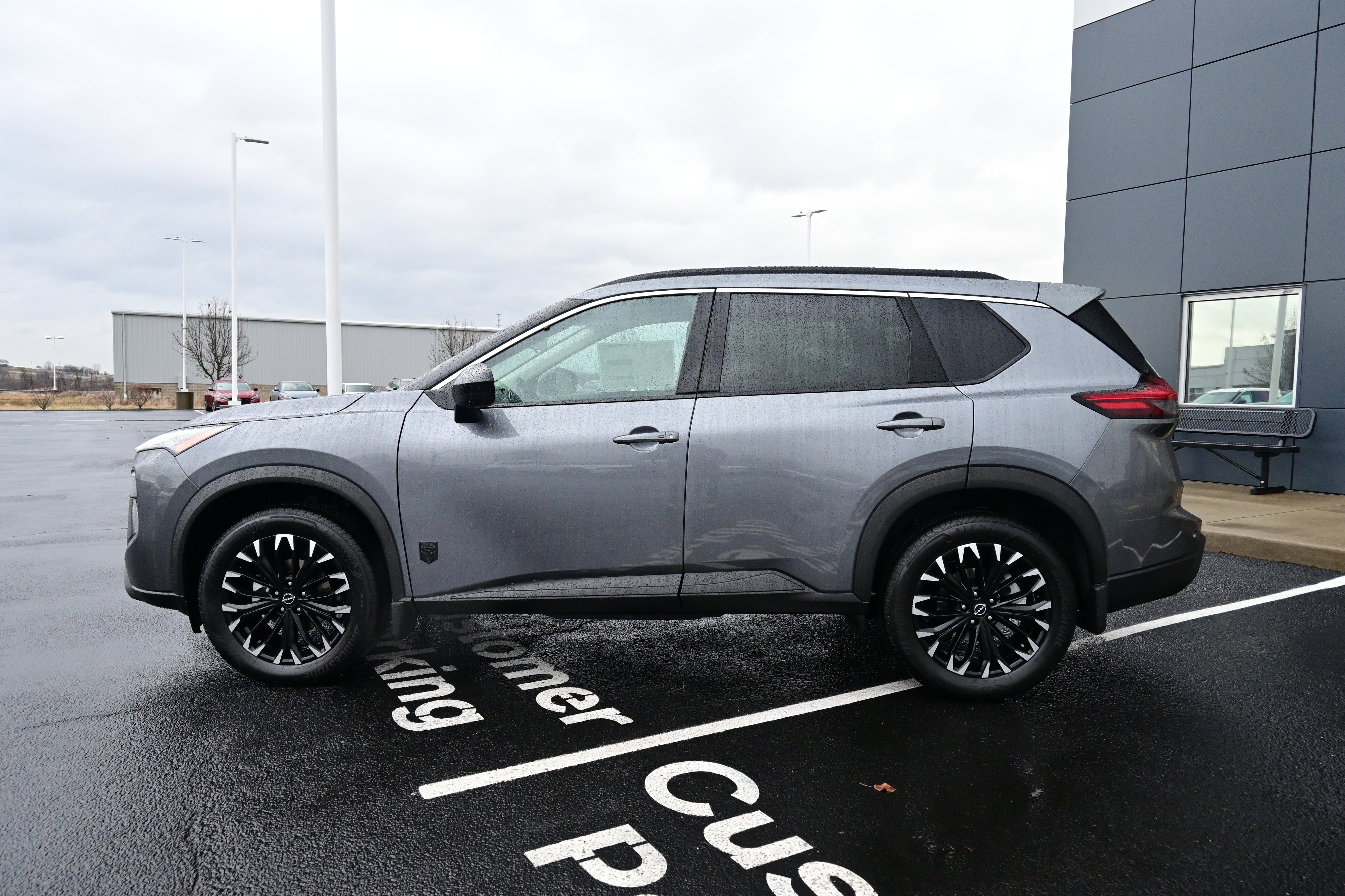 2026 Nissan Rogue Dark Armor