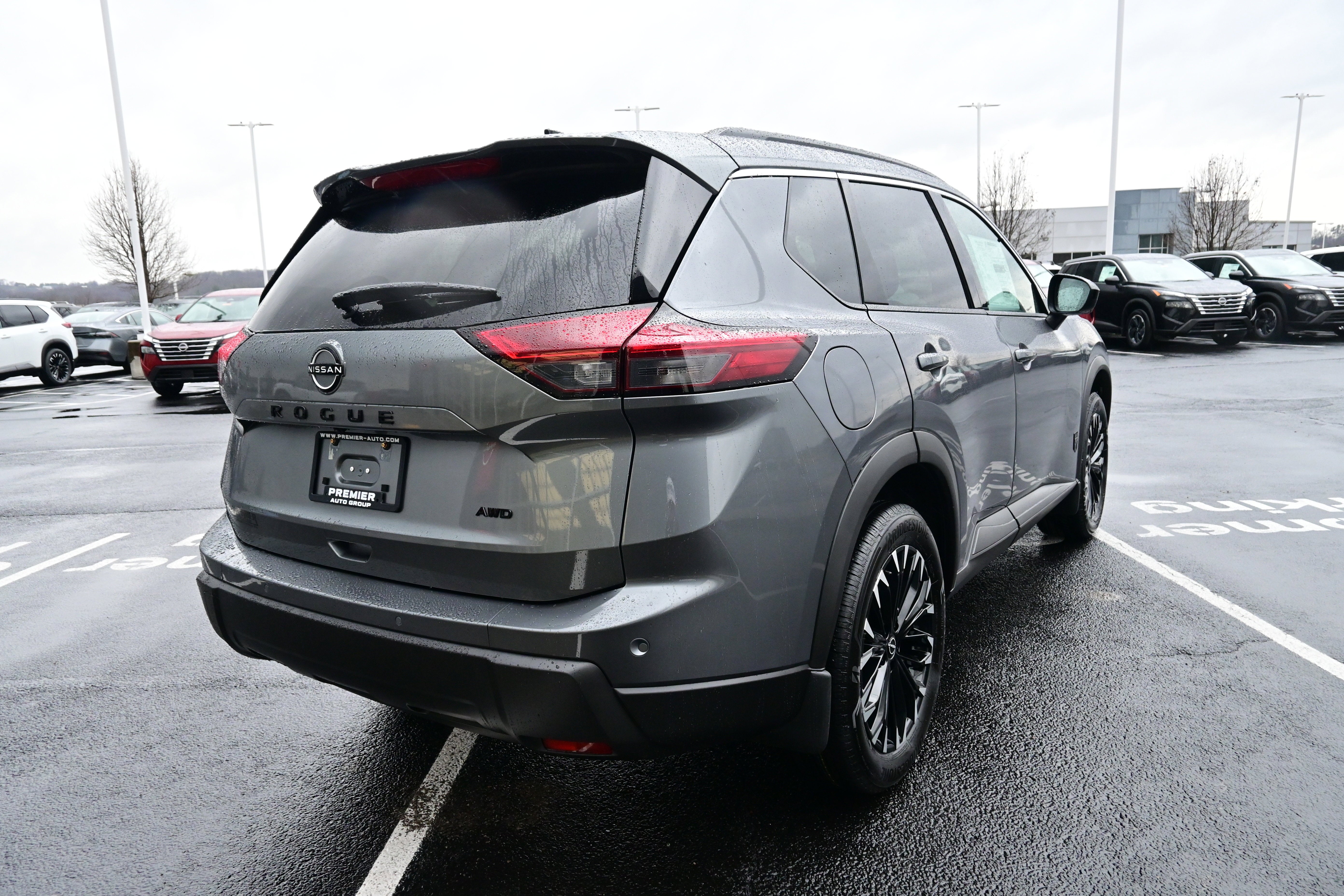 2026 Nissan Rogue Dark Armor