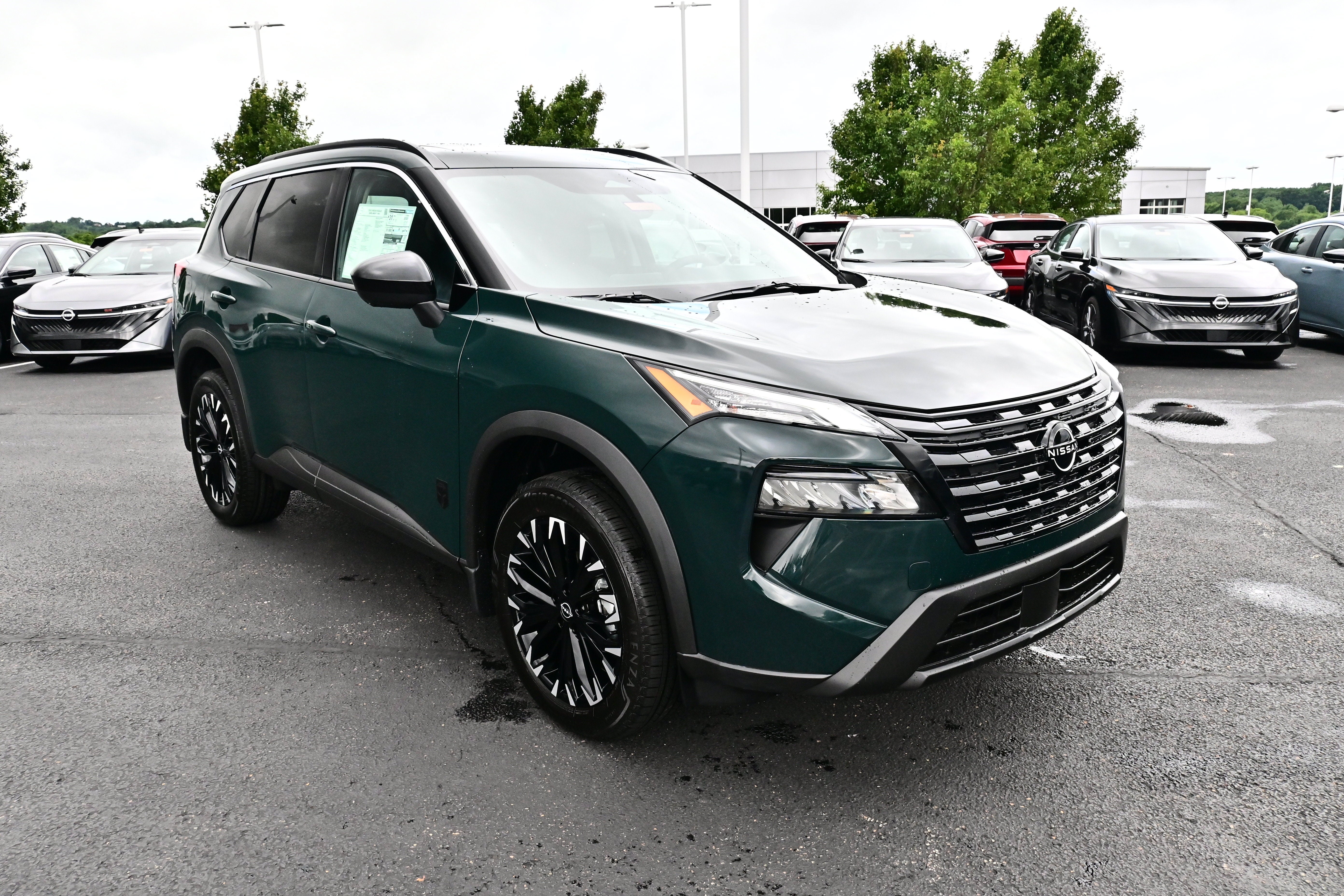 2026 Nissan Rogue Dark Armor™