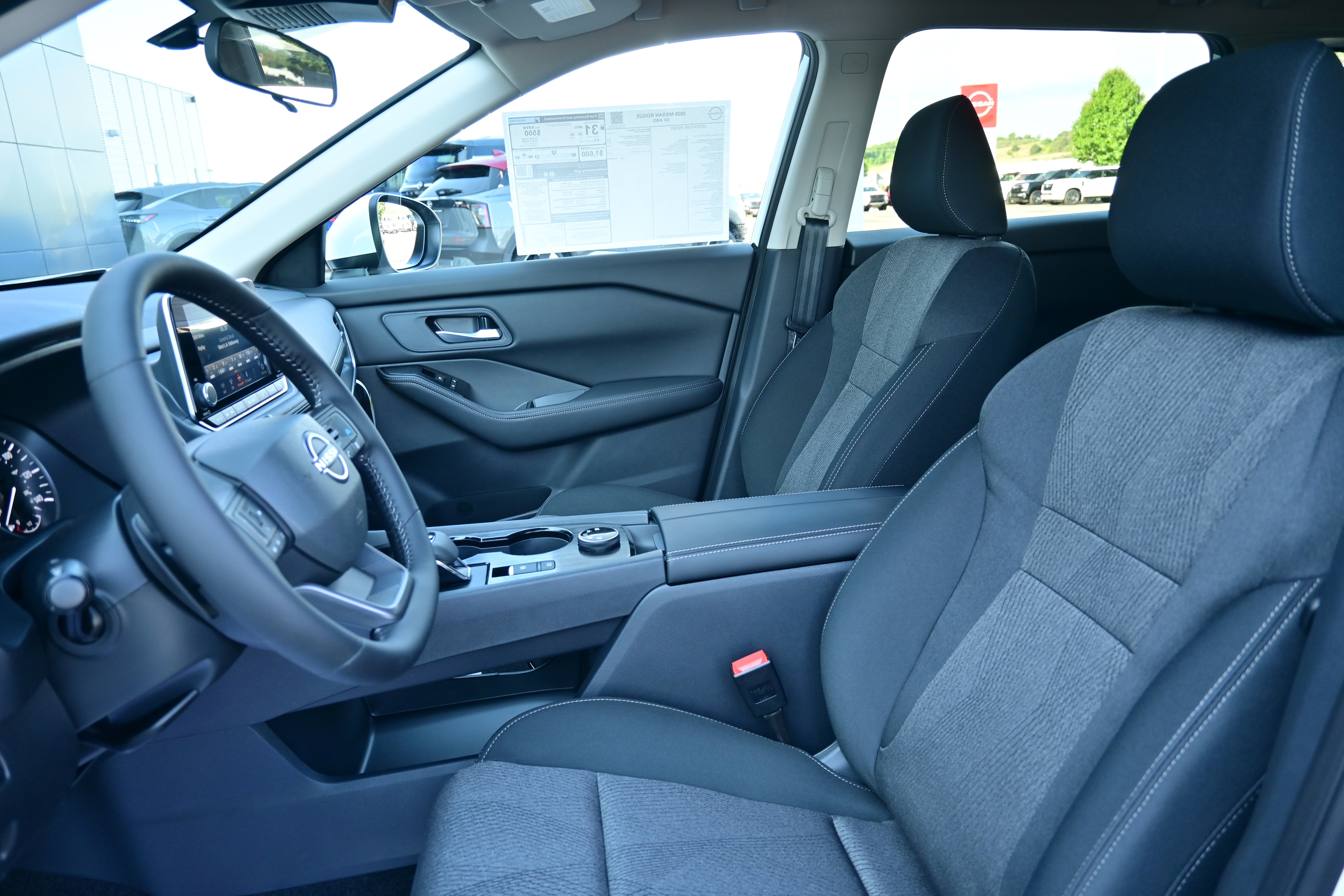 2026 Nissan Rogue SV