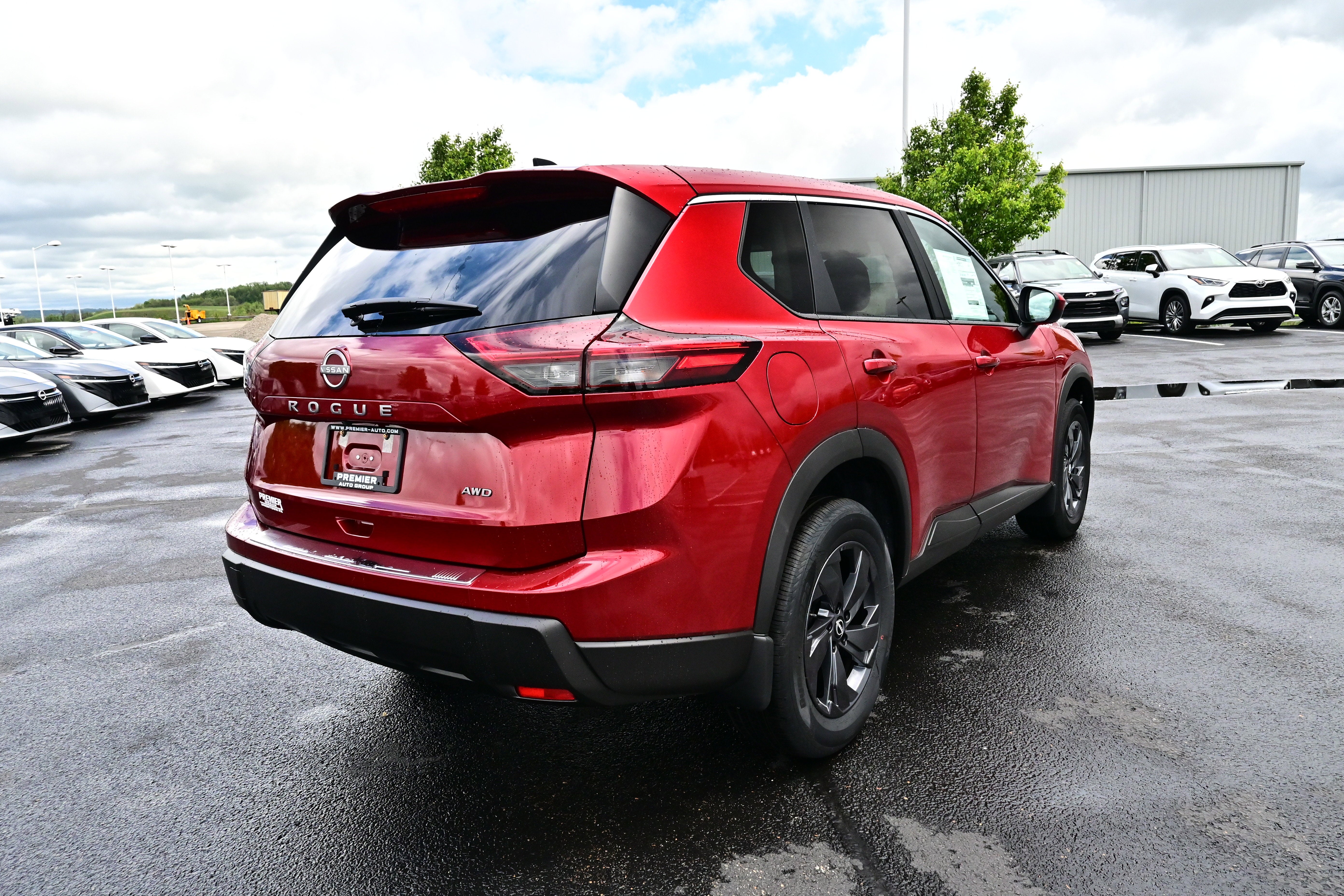2026 Nissan Rogue SV