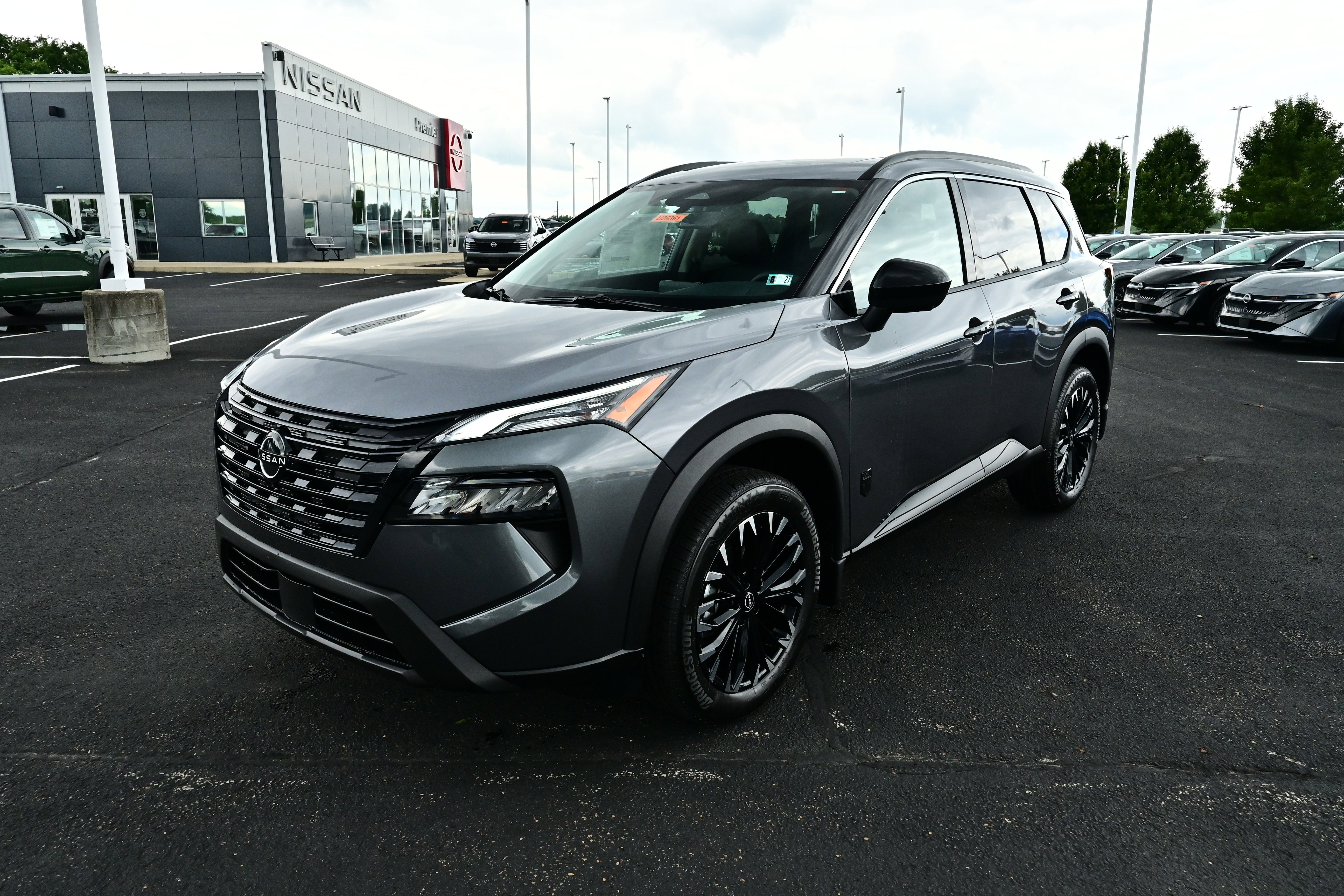 2026 Nissan Rogue Dark Armor™