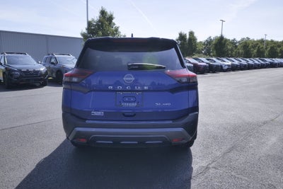 2022 Nissan Rogue SL
