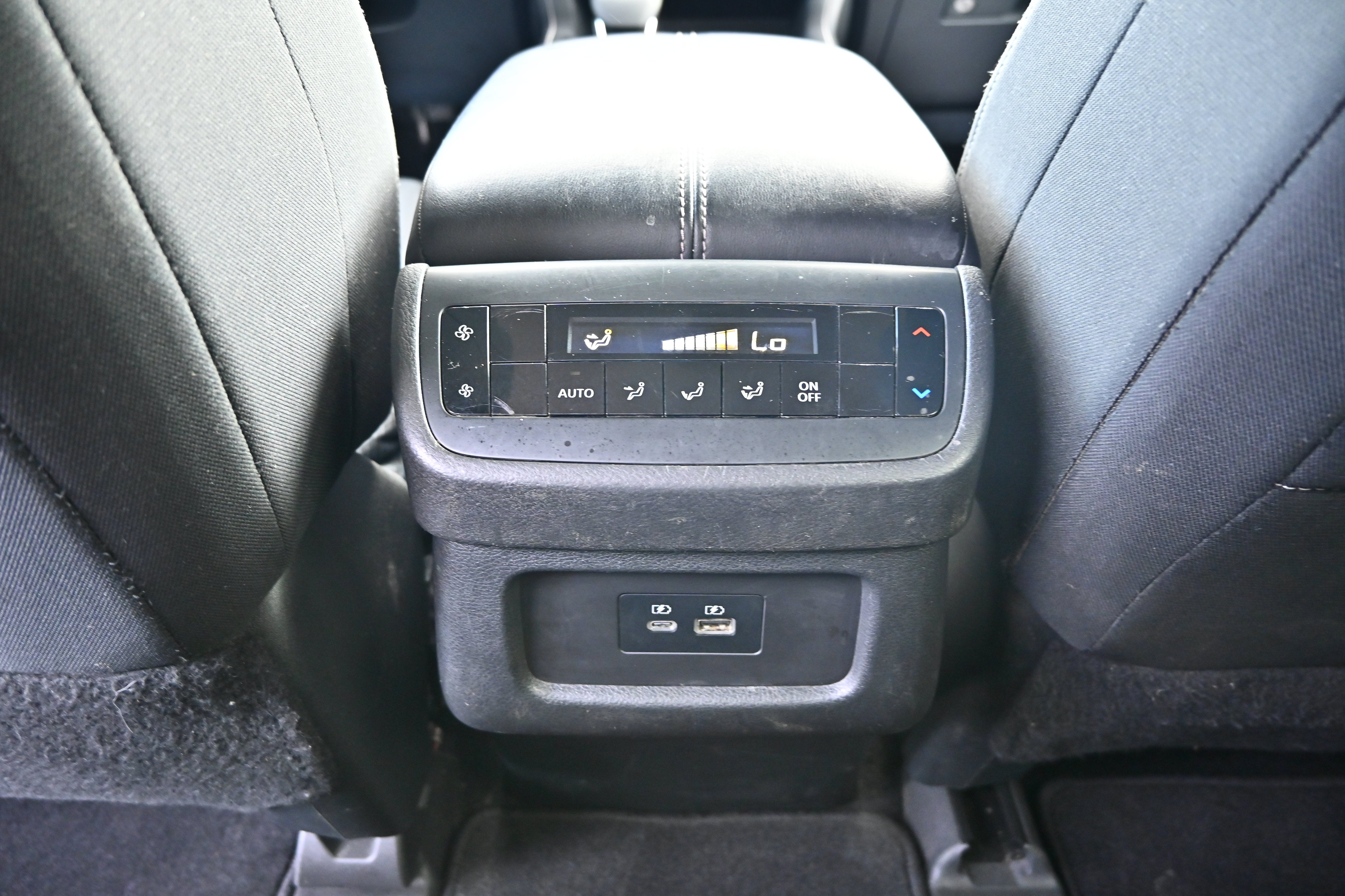 2022 Nissan Pathfinder S