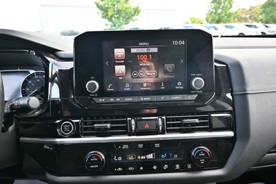2022 Nissan Pathfinder S