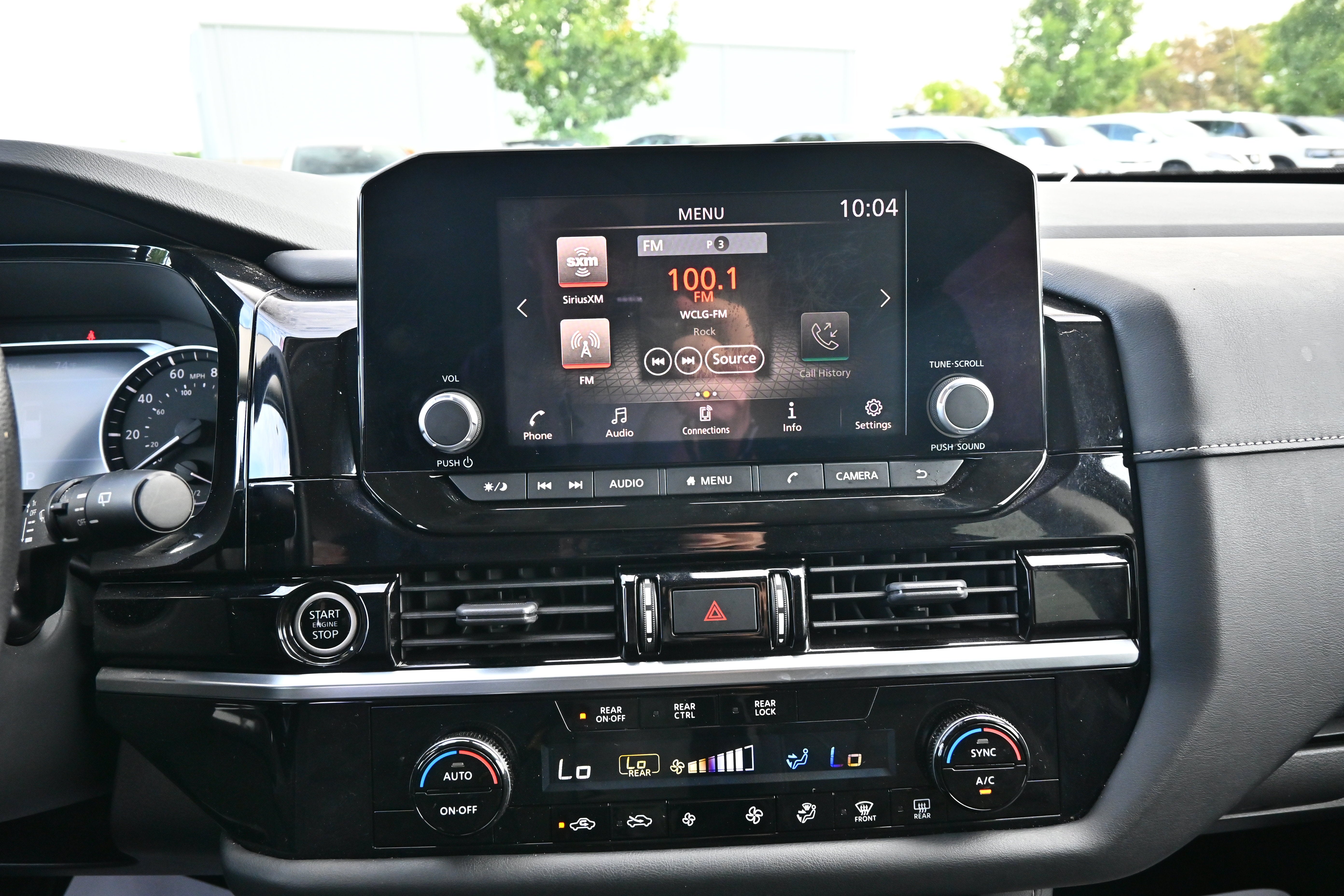 2022 Nissan Pathfinder S